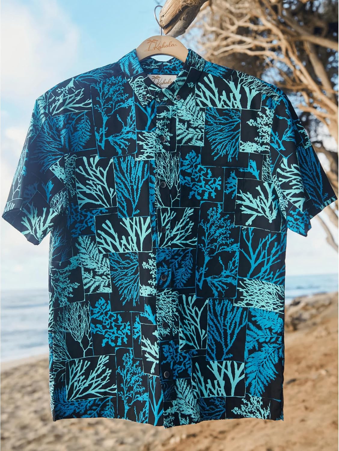 Kahala Men's Limu Hui Button Down Cotton Broadcloth Shirt