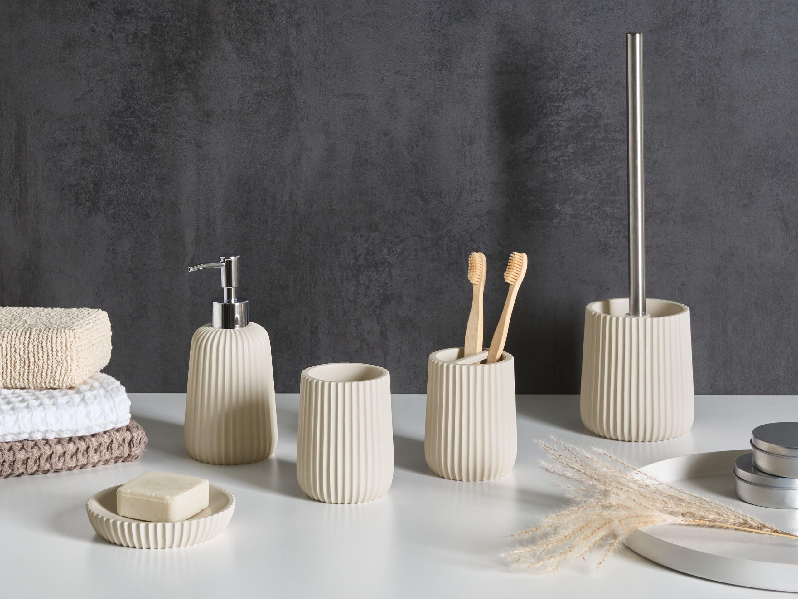 Conjunto de 5 Accesorios de baño jabonera dispensador de jabón escobilla de Inodoro Vaso Soporte para cepillos de Dientes Beige Pozuzo