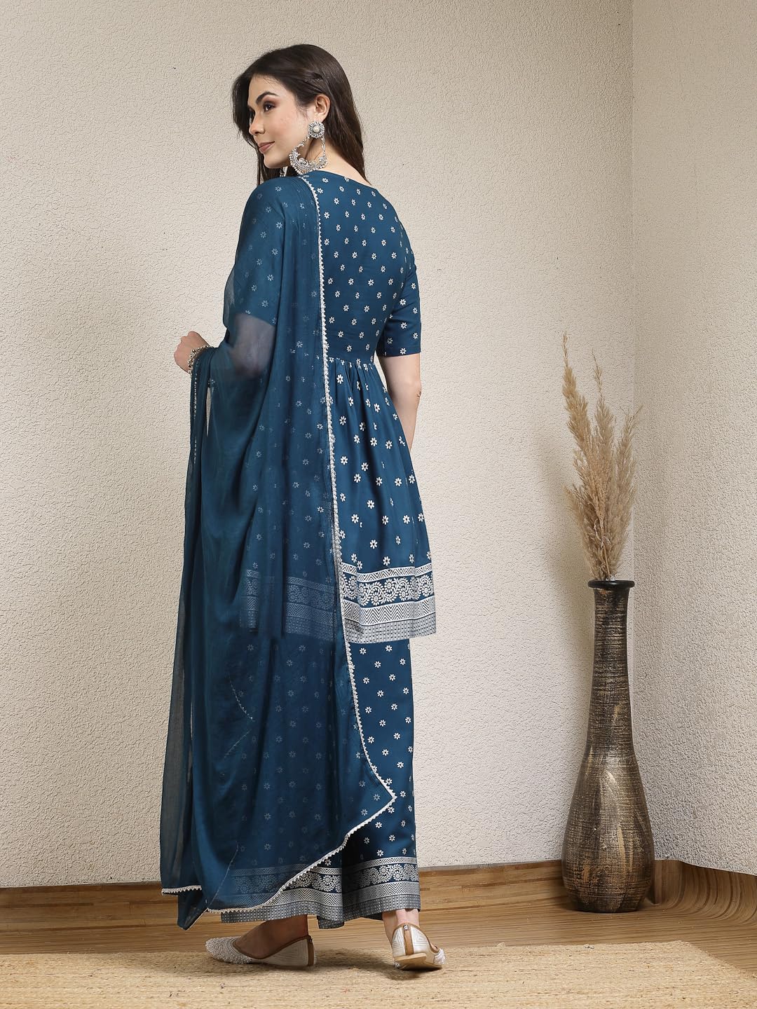 Stylum Women's Ethnic Motif Printed Rayon Naira Cut Kurta Palazzo Dupatta Set (Kpdtealsanjh40, Teal, L)