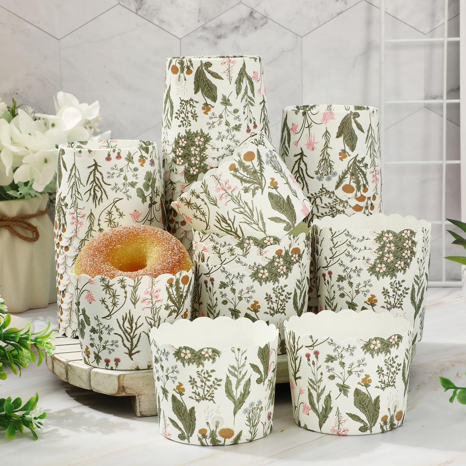 JarThenaAMCS 100 Stück Wildblumen-Papier-Backförmchen, bunte Blumenmuster, Cupcake-Förmchen, gewellter Rand, Cupcake-Muffinförmchen für Frühling, Sommer, Partyzubehör