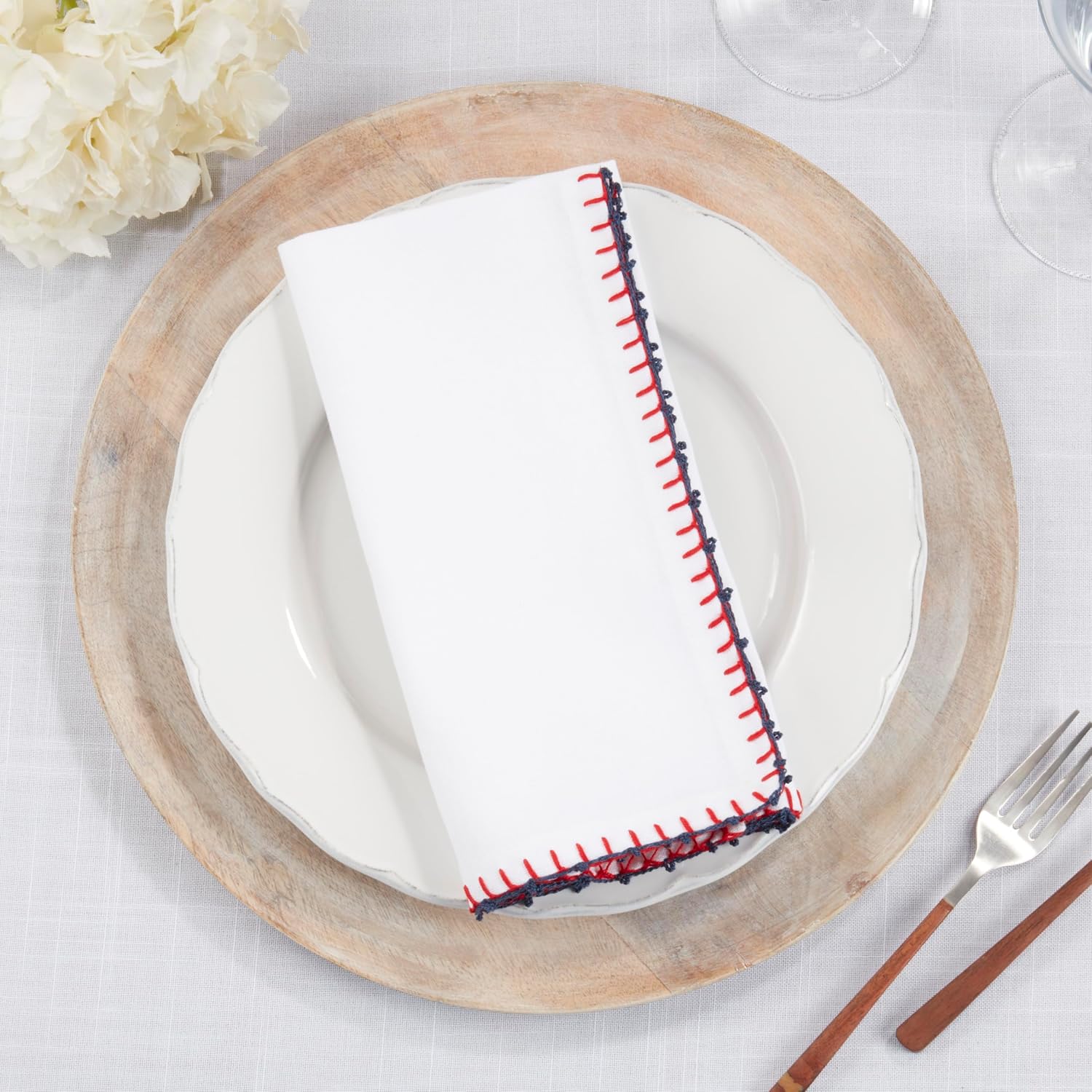 SARO LIFESTYLE Whipstitch Pom Pom Napkin (Set of 4) – Americana Trimmed Table Linen for Memorial Day, Fourth of July & Everyday Entertaining, Red/White/Blue, 20"x20"
