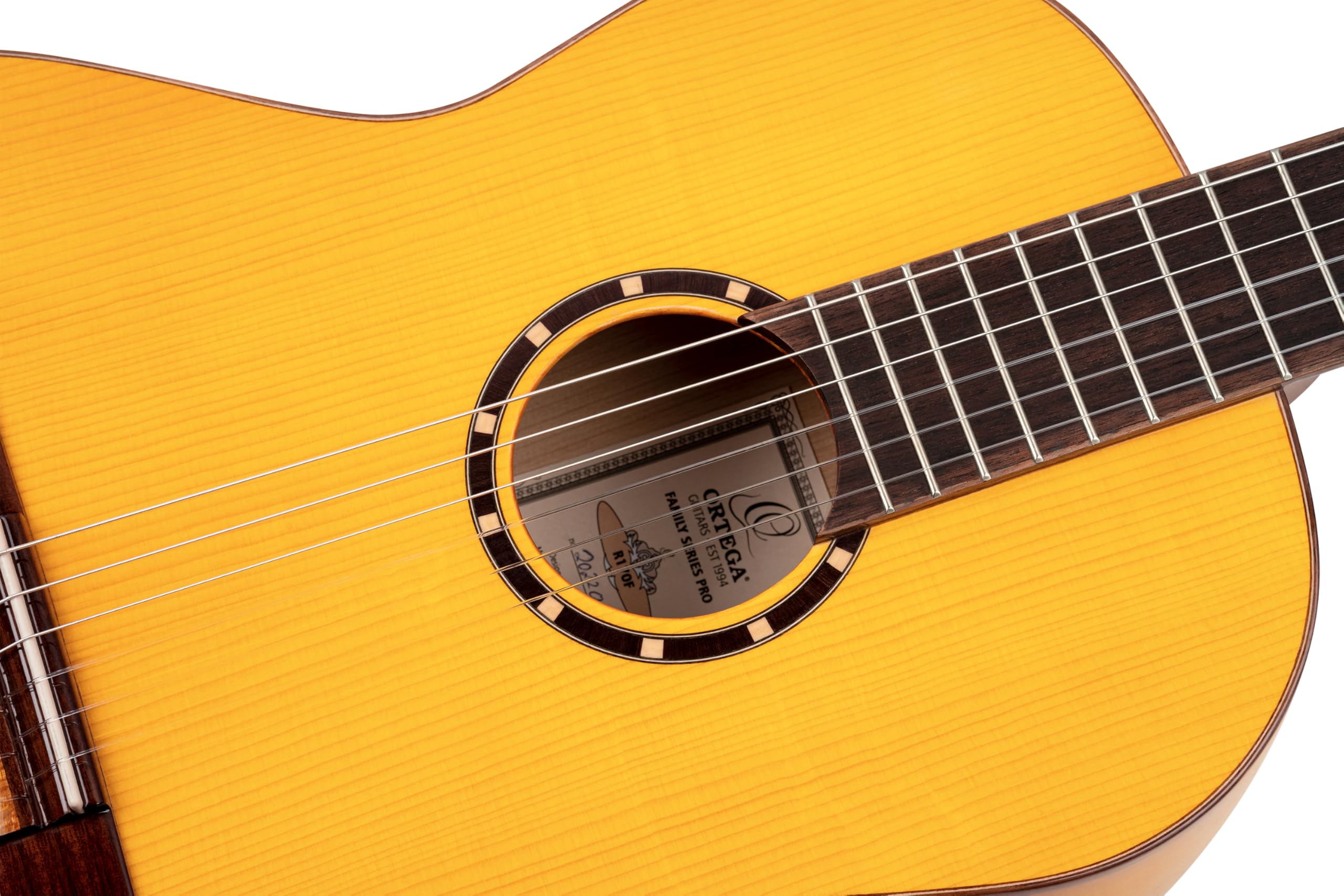 Ortega Guitars Family Series Pro - Guitarra de concierto flamenco 4/4 (pícea y ciprés, acabado brillante, incluye funda R170F)