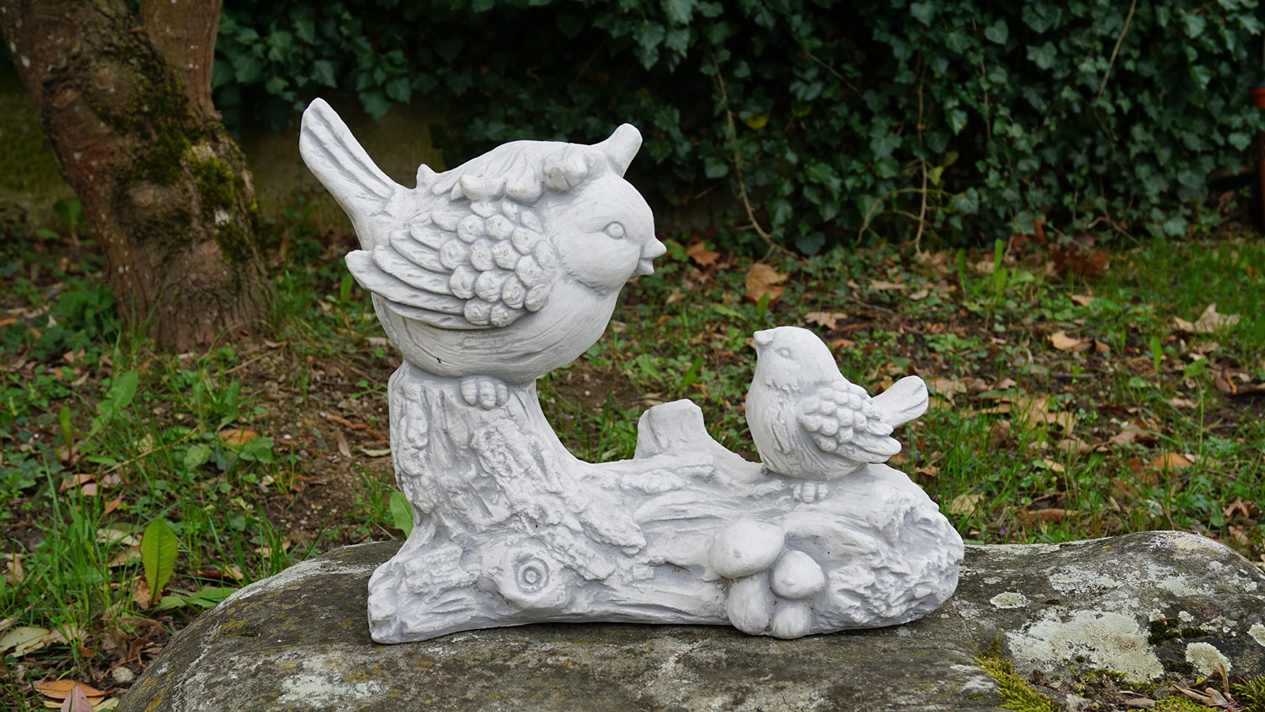gartendekoparadies.de Masywna kamienna figurka, zabawna para ptaków na gałęzi, wysokość 30 cm, 16 x 39 cm, szara, waga 9 kg, z odlewu kamiennego, odporna na mróz