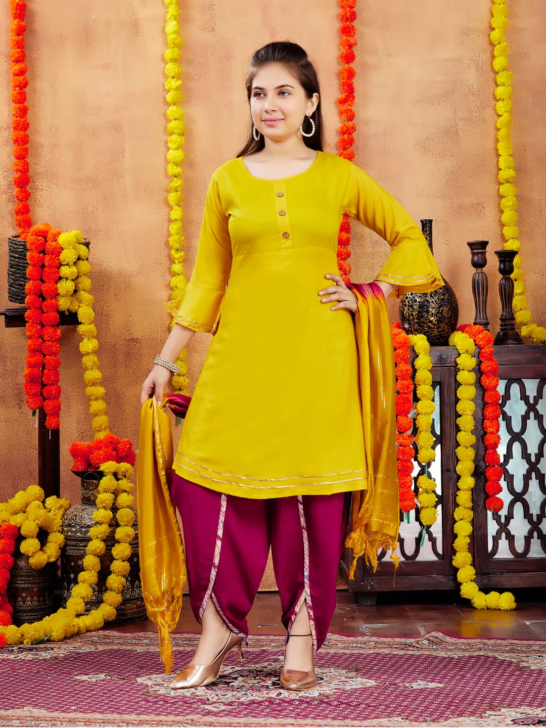 Aarika Girls Casual Wear Yellow Colour Solid Cotton Kurti (10-15 Years)