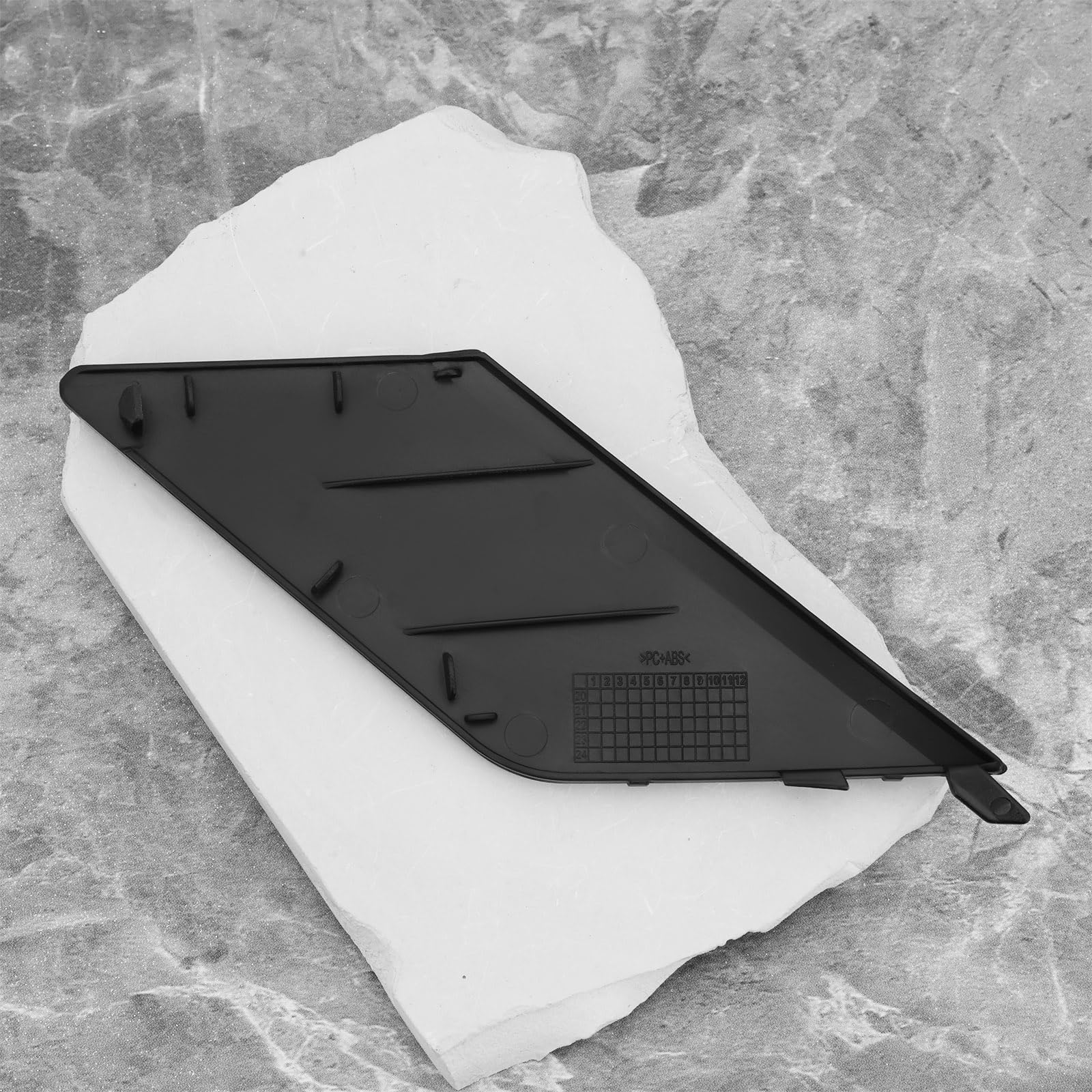Cache-attelage Arrière pour Voiture 39849034 Accessoire de Protection pour Pare-Chocs Arrière Compatible avec Volvo XC60 Noir