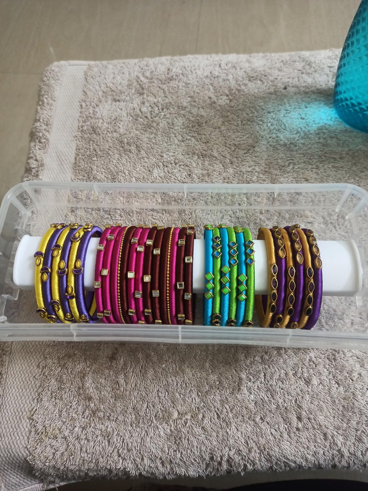 Kariyomoz Plastic Adjustable Rod Bangle Box Chudi Organizer Jewellery ...