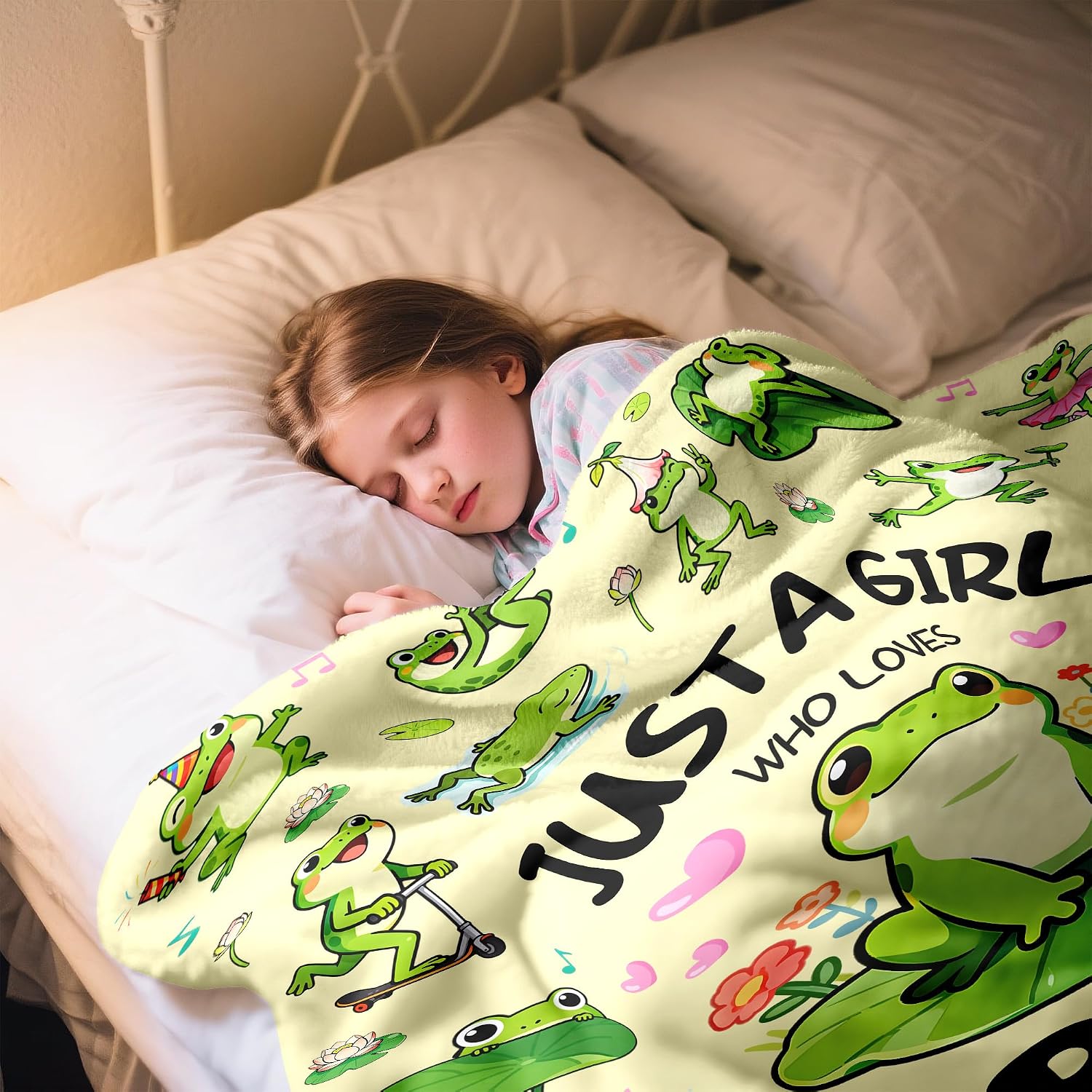 Frog Blanket Gifts for Frog Lovers Soft Flannel Frogs Throw Blanket Bedding Decor for Kids Girls Women Adults 50"x40"