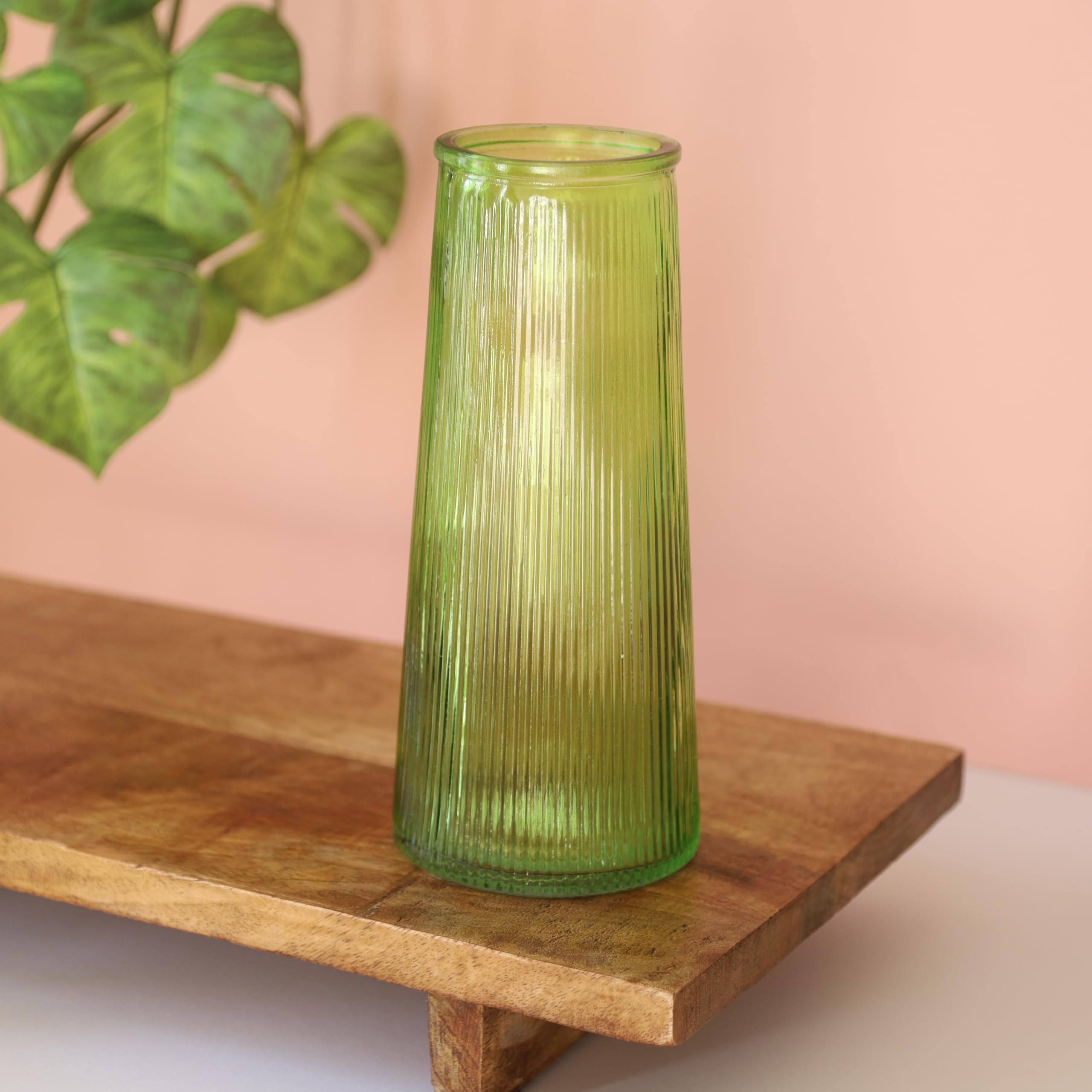 Fyne-Finds Emeraled Green Tall Ribbed Glass Flower Vase Rustic Home Decor 22Cm, 9Inch Cylinder Glass Planter For Centerpieces Tabletop Shelf Sitter Home Decorative Gift (Emeraled Green)