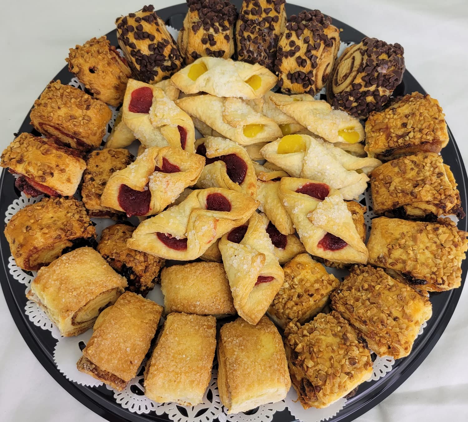 Nibbles Gifts Gourmet European Old World Pastry & Bakery Tray, delicious cookies, Perfect Party Chee
