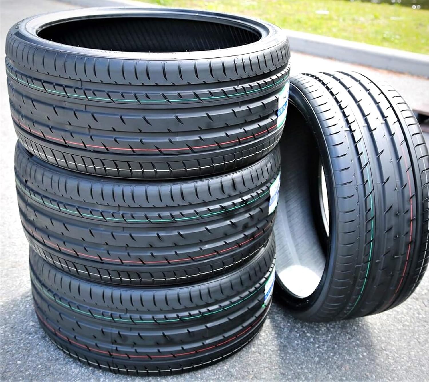 Set of 4 (FOUR) Haida LECP HD927 Summer Truck/SUV High Performance Radial Tires-295/35R21 295/35ZR21 295/35/21 295/35-21 107W Load Range XL 4-Ply BSW Black Side Wall UTQG 340AA