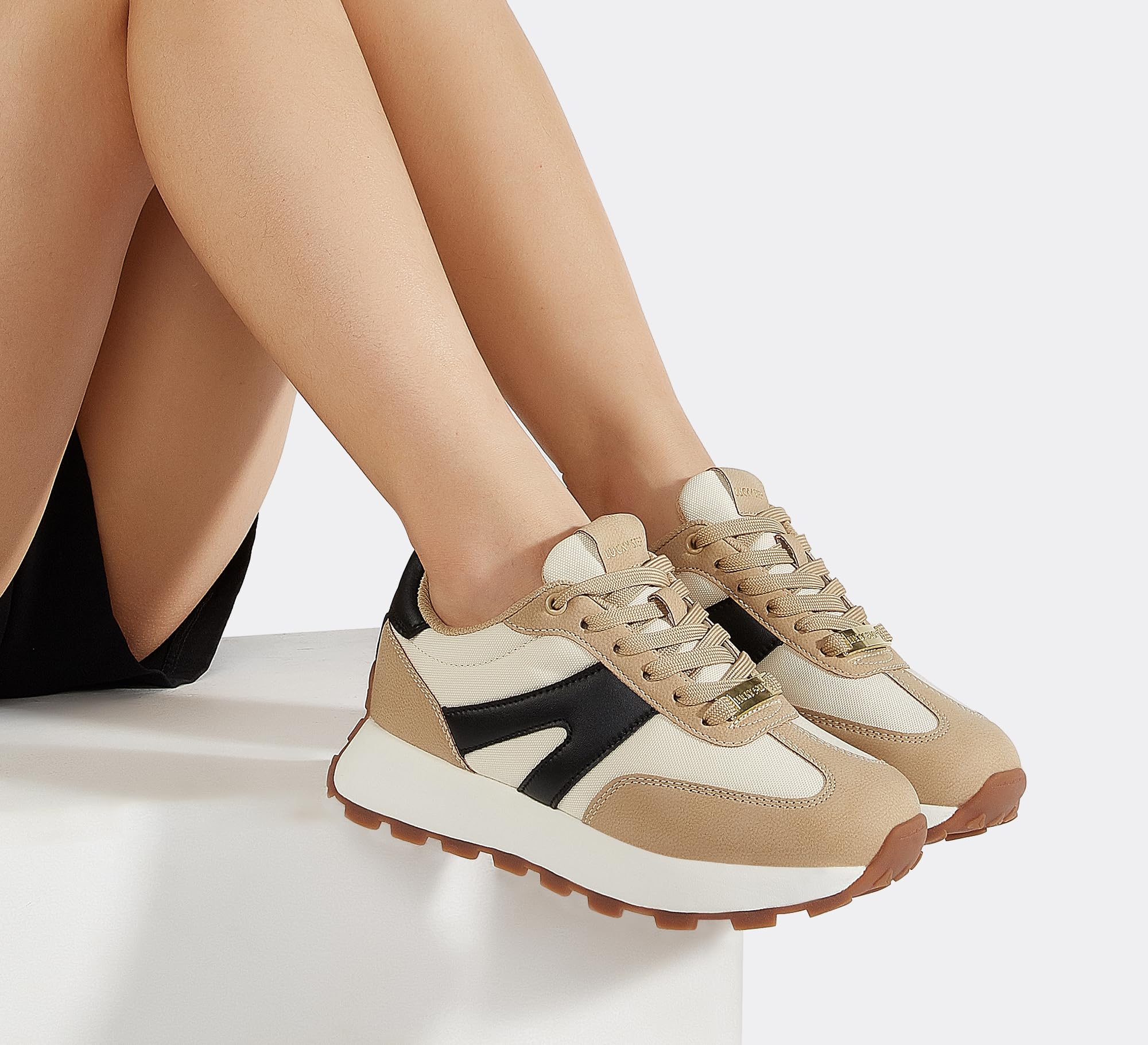LUCKY STEP Zapatillas de Plataforma para Mujer – Clásicas y Retro, Zapatos de Moda con Cordones para Correr, Tenis y Uso Diario