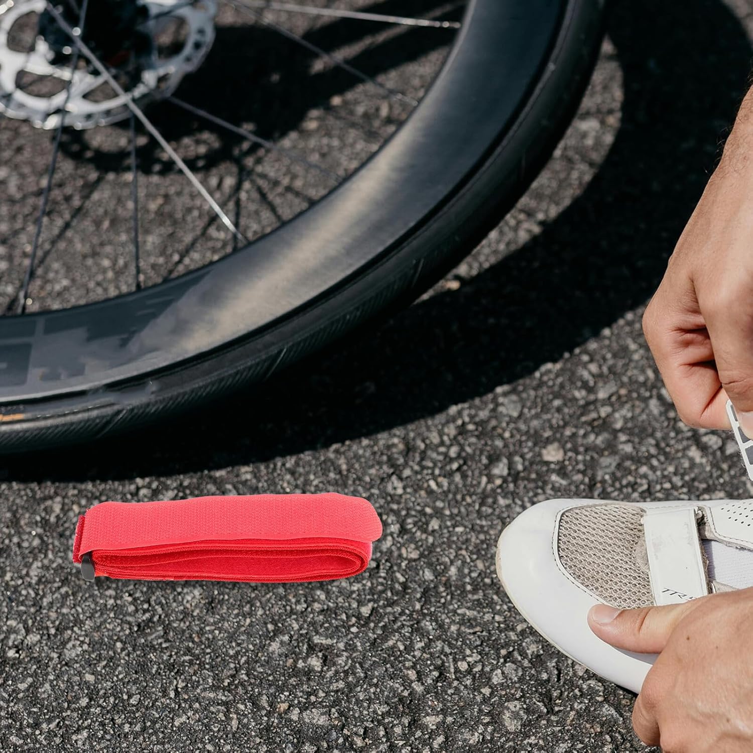Bicycle Rack Straps and Wheel Stabilizer Straps 2pcs Red Nylon Hook and Loop for Bike Transport and Carrier Storage