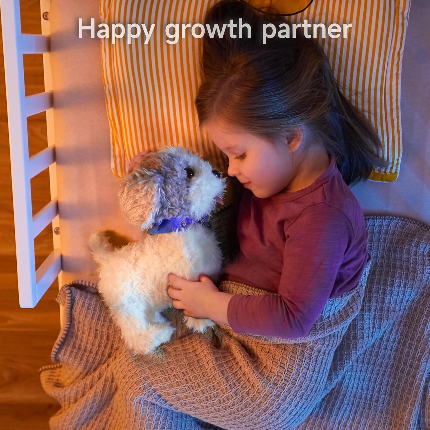 Niño jugando con perro robot en sala de casa