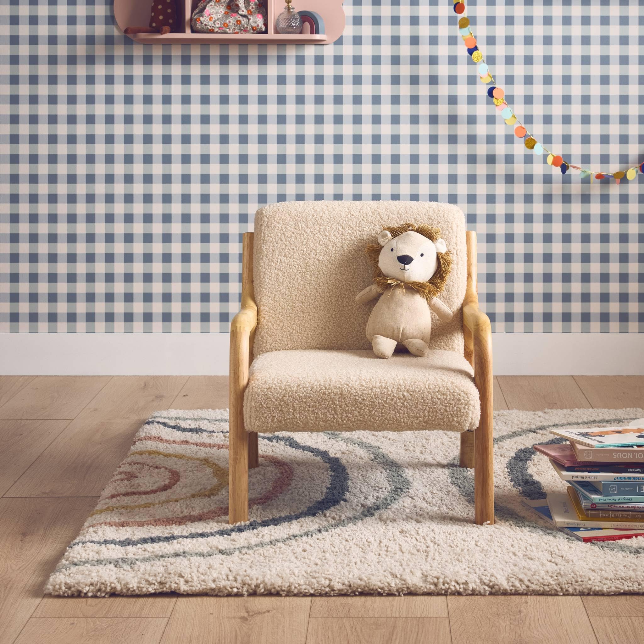 sweeek - Fauteuil scandinave Enfant en Bois et Tissu Bouclette Beige