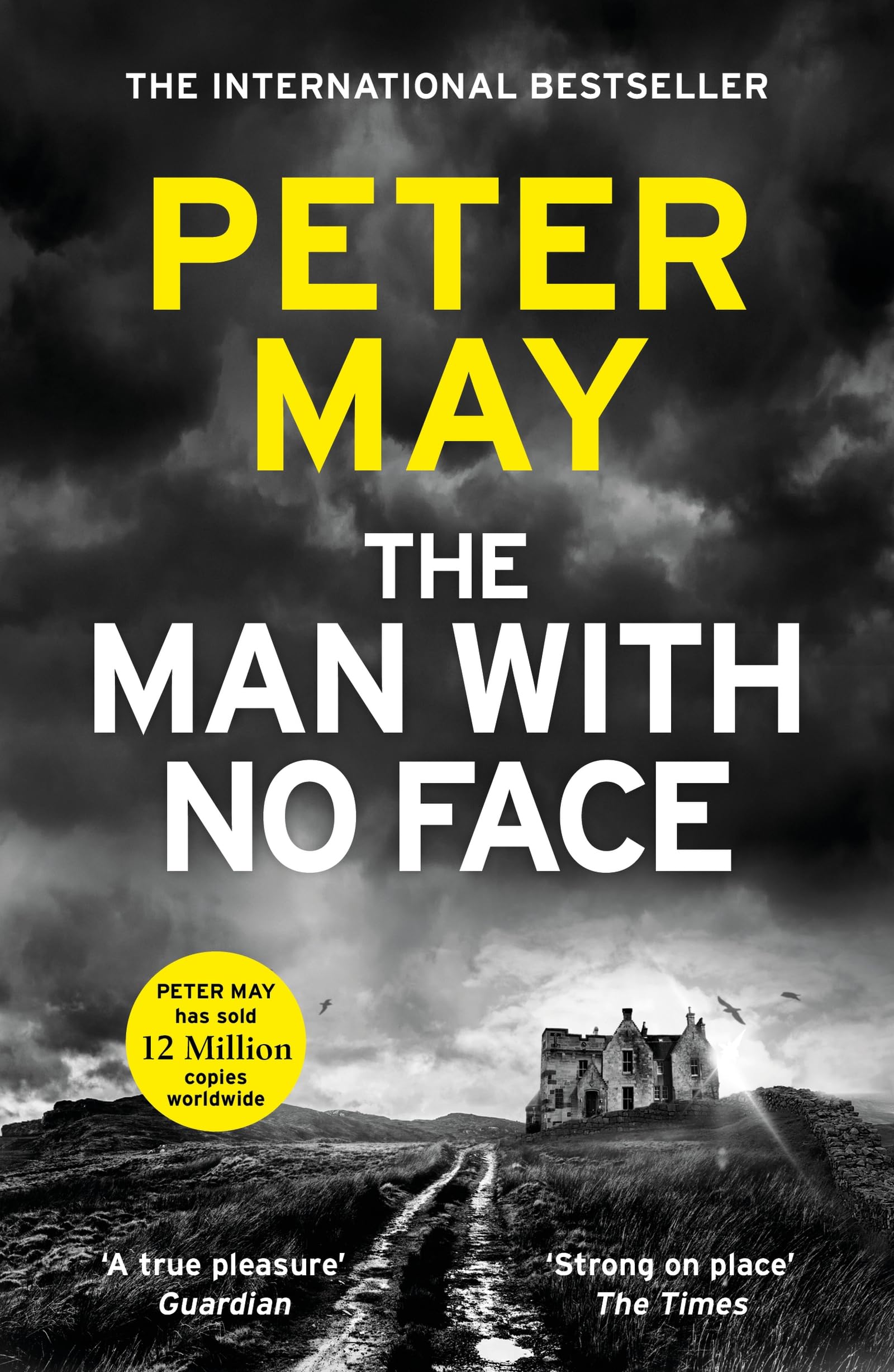 The Man With No Face by Peter May - 9781529444001