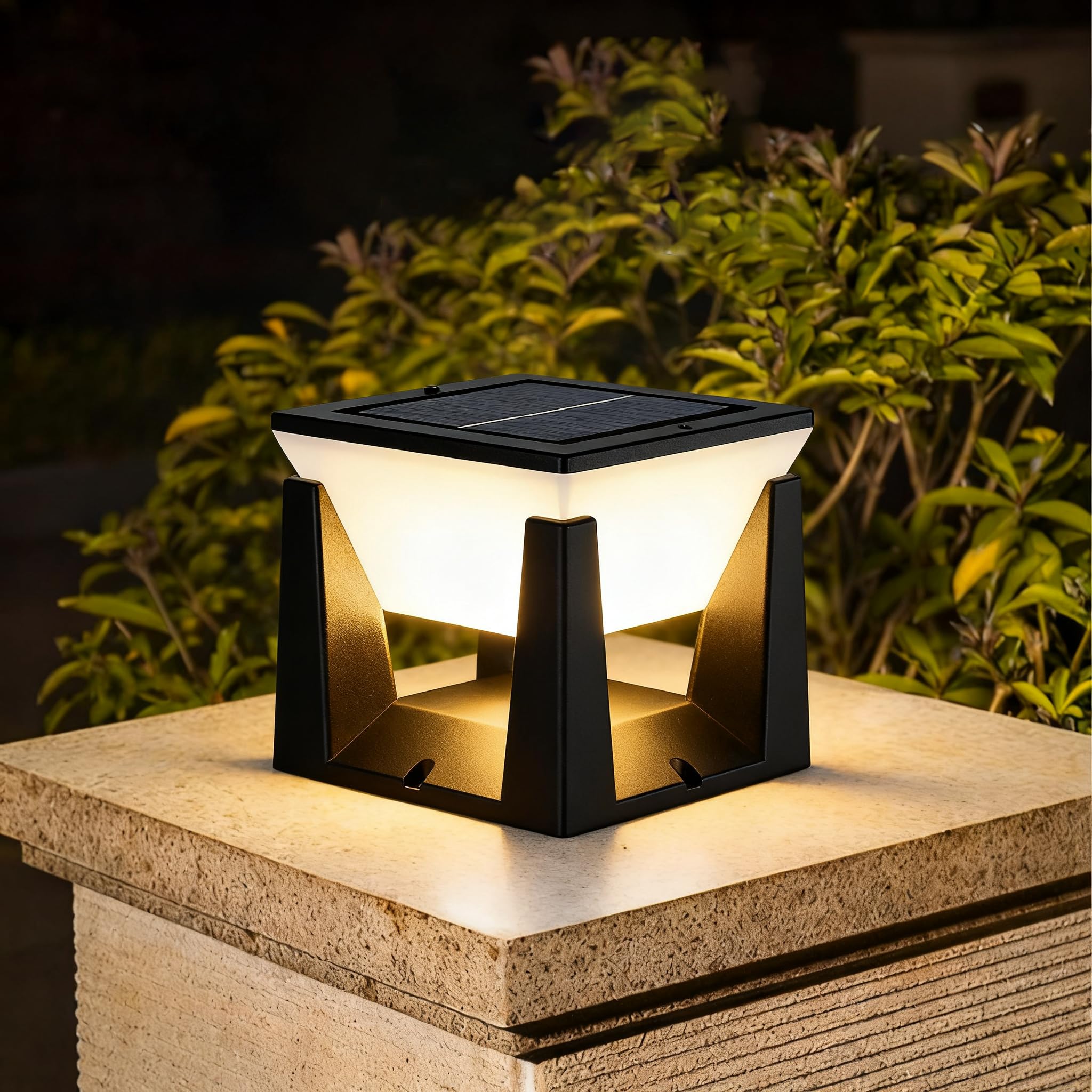 CREATESTAR Luci Solari Per Pali Da Esterno 2 Pezzi - Luce Calda LED, Impermeabile IP65, Pannello Solare, Facili Da Installare Su Recinzione, Mazzo, Ponte, Giardino