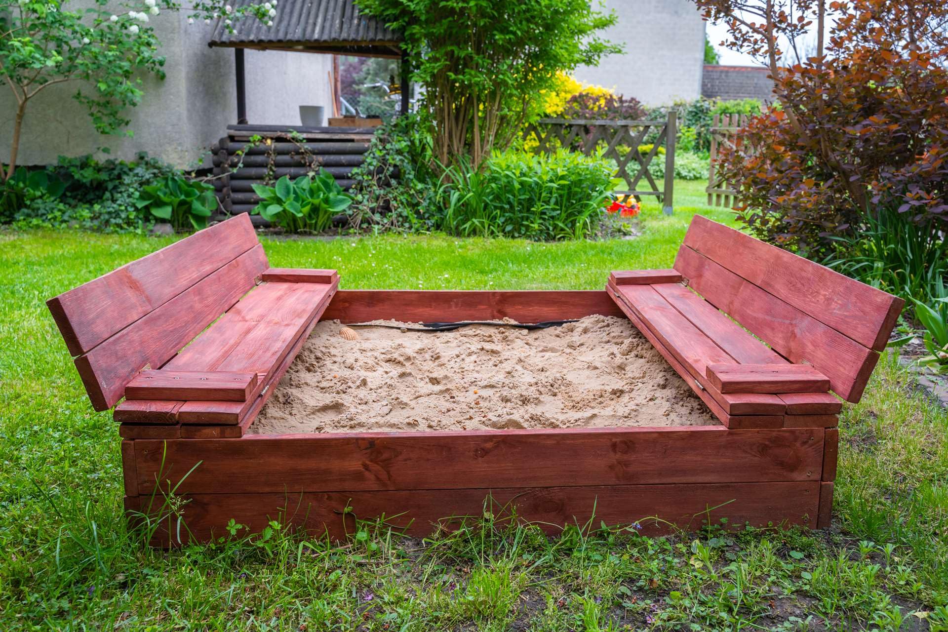 Arenero Bebe Caja De Arena MAMOI 120x120 Cm Con Bancos Y Tapa