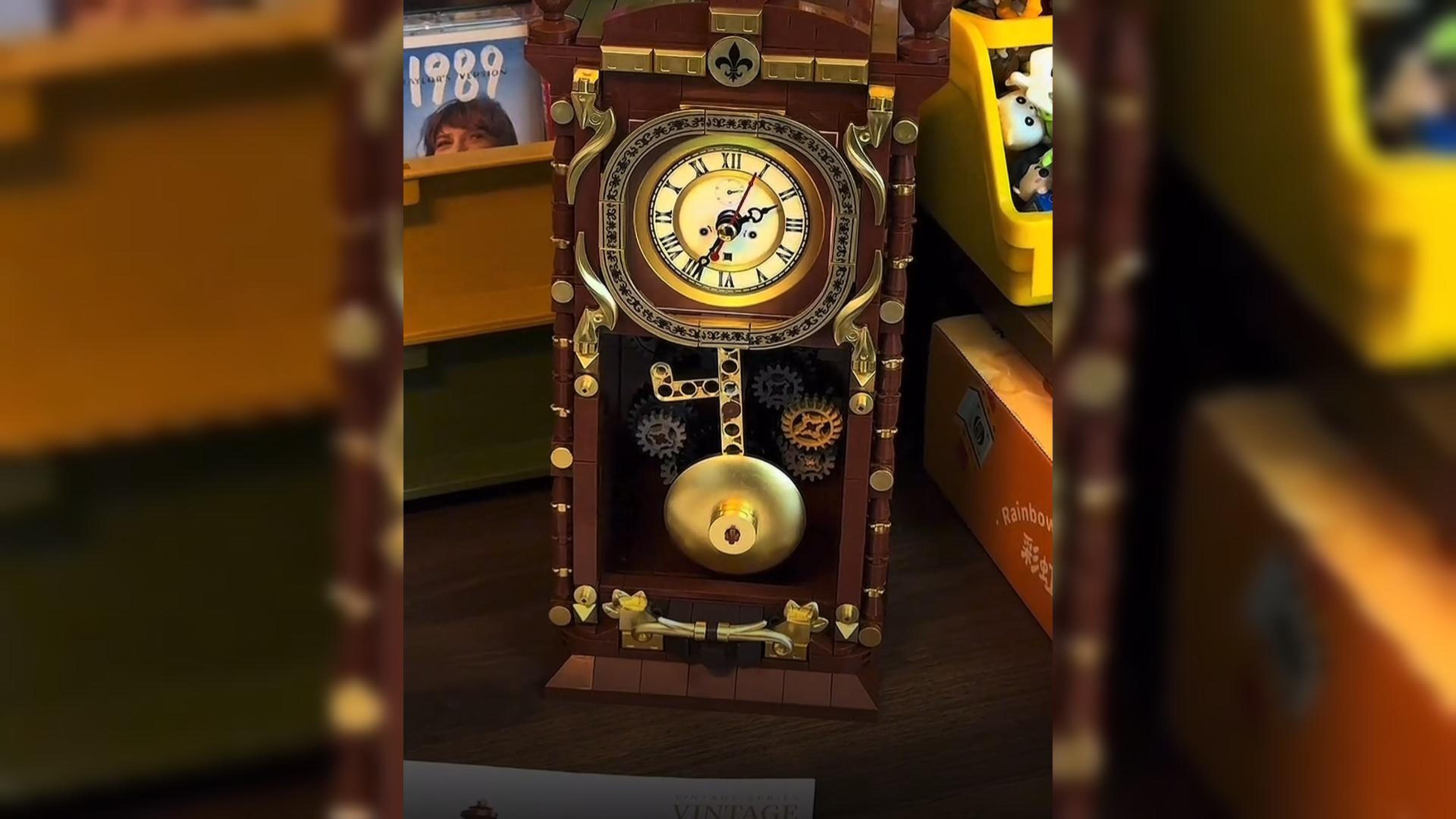Amazon.com: Vziimo Retro Clock Building Blocks Set, Vintage
