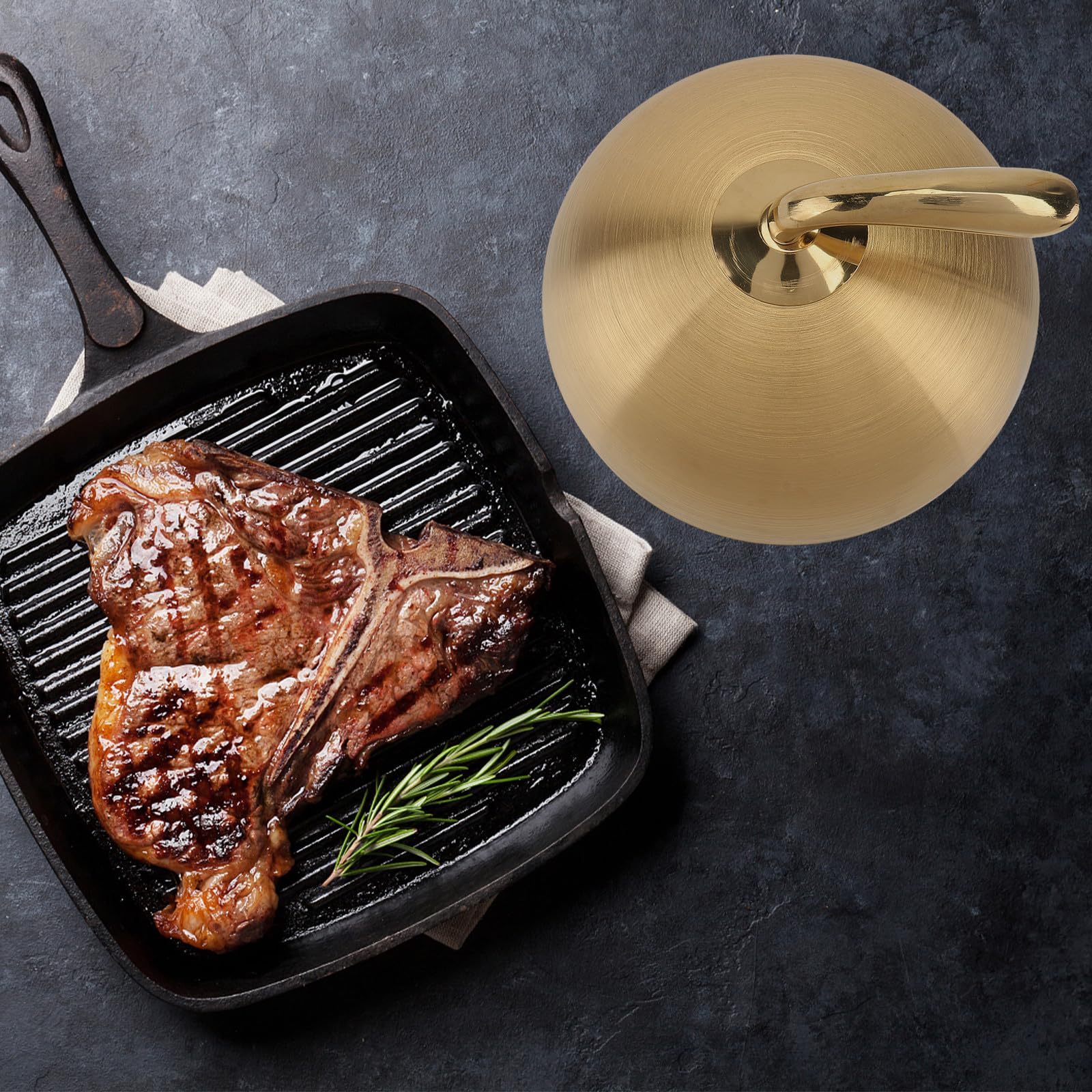 TOPPERFUN Steakabdeckung Zentrale Wärmeverteilung Edelstahl 20cm mit Griff Robuste Plancha Abdeckung Goldfarbener Steakdeckel für Grill und Outdoorküche