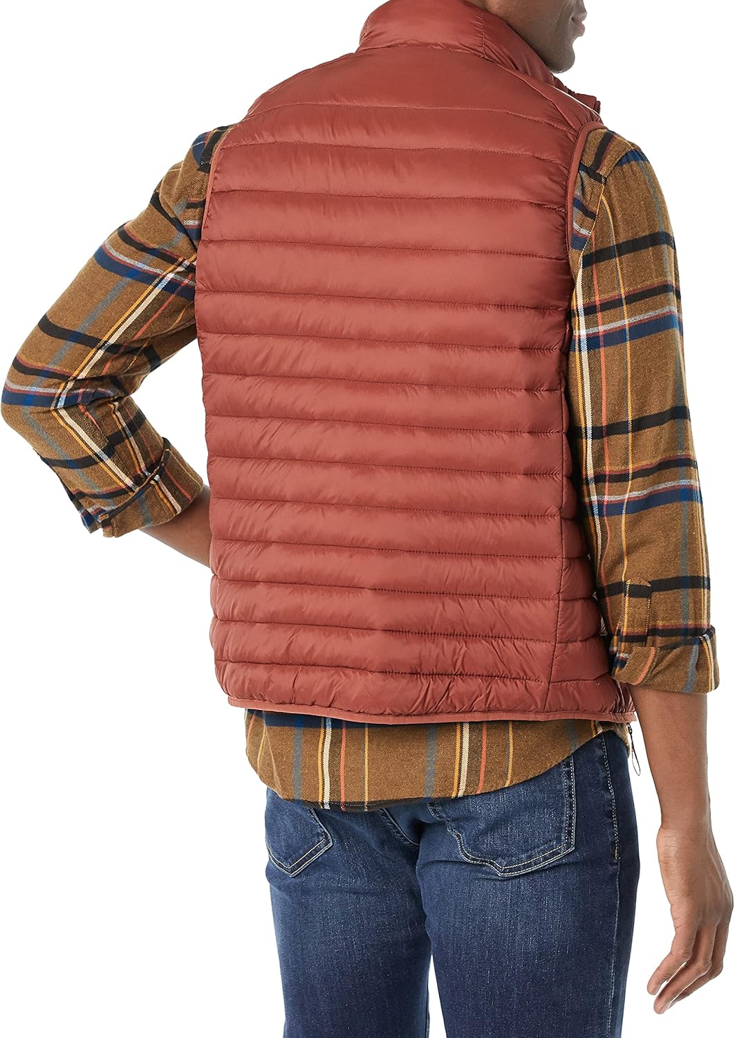 Amazon Essentials Men's Lightweight Water-Resistant Packable Puffer Vest - Image 3