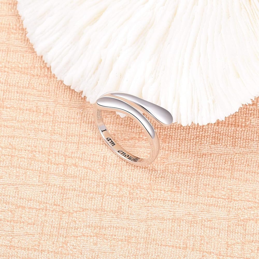 Qordelia I Am Enough リング 925スターリングシルバー ハグリング インスピレーションリング 女性用 調節可能 シルバー 適用なし　並行輸入品 I AM ENOUGH\" Adjustable Ring in 925 Sterling Silver \u2013 God Is Above