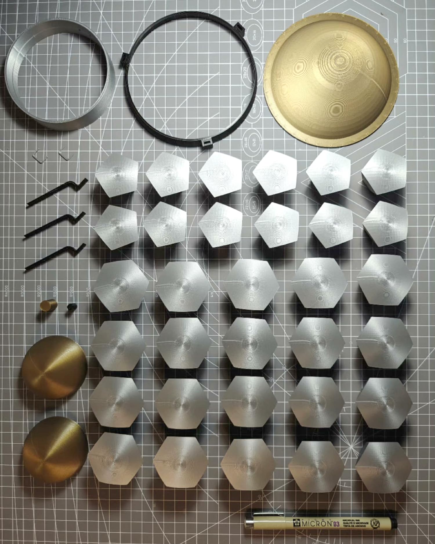 Amazon.com: Atomic Bomb Nuke 钚球體內部模型、爆炸鏡頭、Oppenheimer 3D 工藝、模擬幾何組裝玩具套件、科學教育工具、軍迷收藏品裝飾品生日禮物:  玩具和遊戲