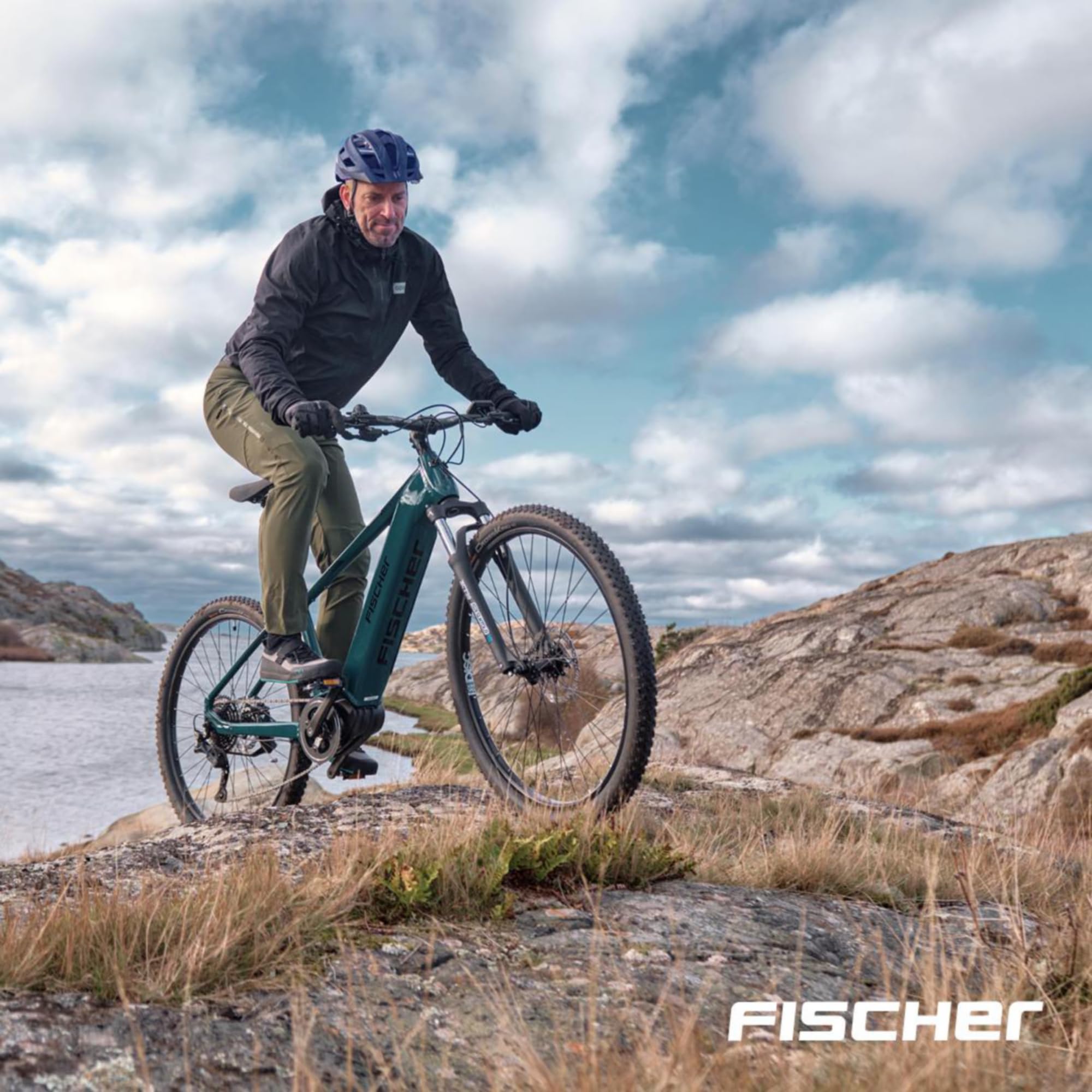 FISCHER Casque de vélo Urban Plus avec éclairage arrière LED intégré pour Homme et Femme