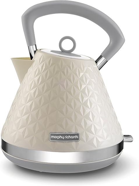 Morphy Richards Vector Pyramid Kettle 108132 Traditional Kettle Cream