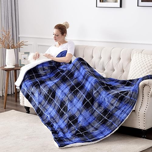 Vista 63 de SOCHOW Manta de forro polar Sherpa a cuadros de doble cara, súper suave y lujosa manta de cama de 50 x 60 pulgadas, rojo/gris