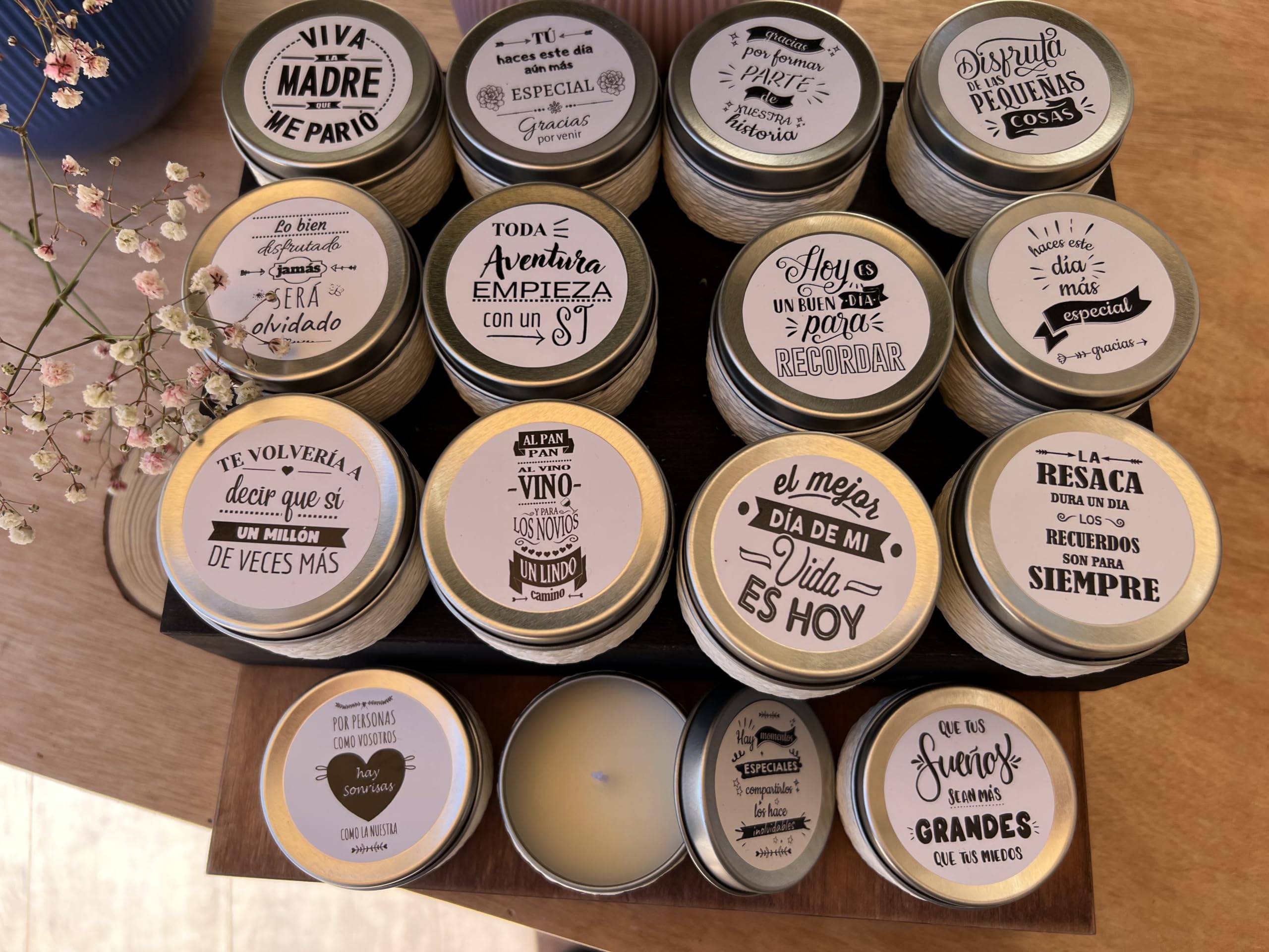 Uvimark | Detalles de Boda, Comunión, Bautizo | Set de 12 Velas Aromáticas con Mensaje a Elegir| Velas Perfumadas Personalizadas