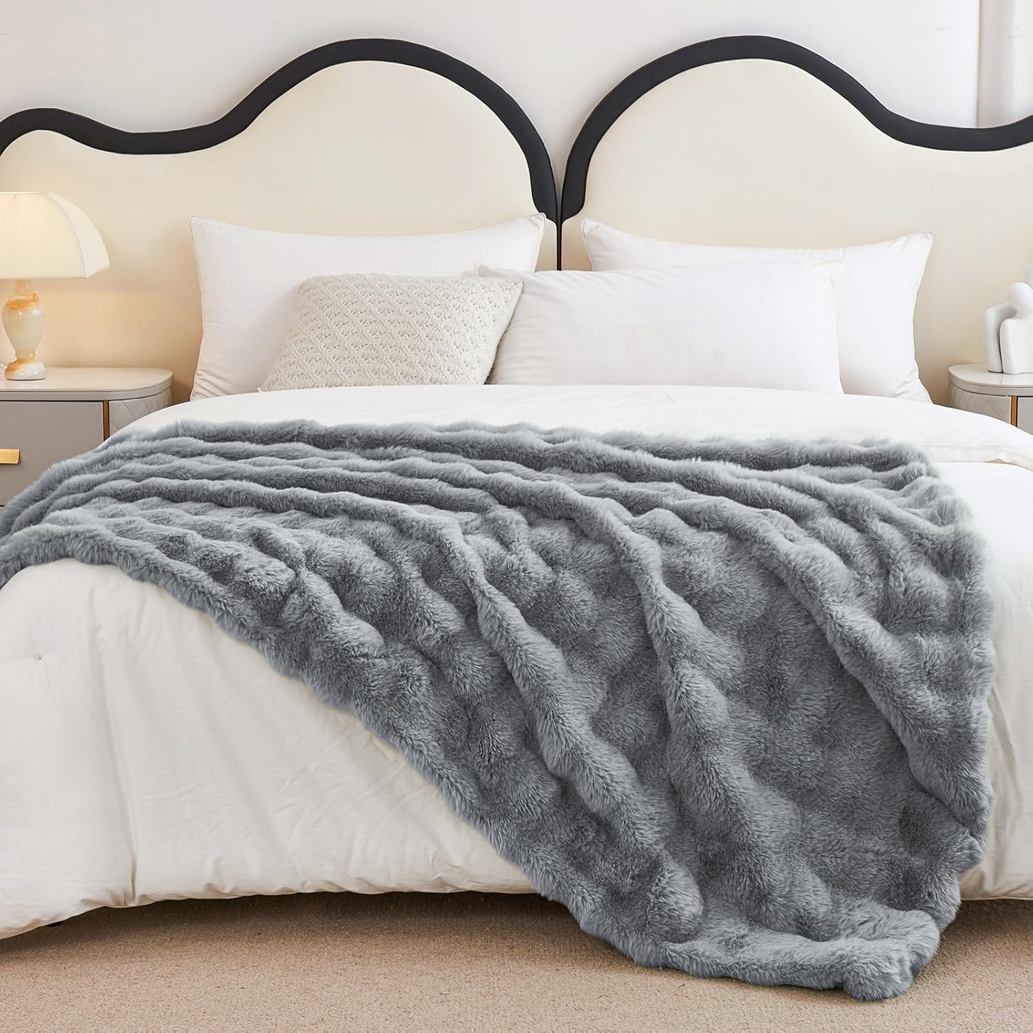 Faux Rabbit Fur Throw Blanket for Couch, Fluffy Warm Plush Thick Bubble Blanket for Bed Sofa Living Room, Soft Cozy Furry Blanket, 50x60 inches, Gray - Image 6