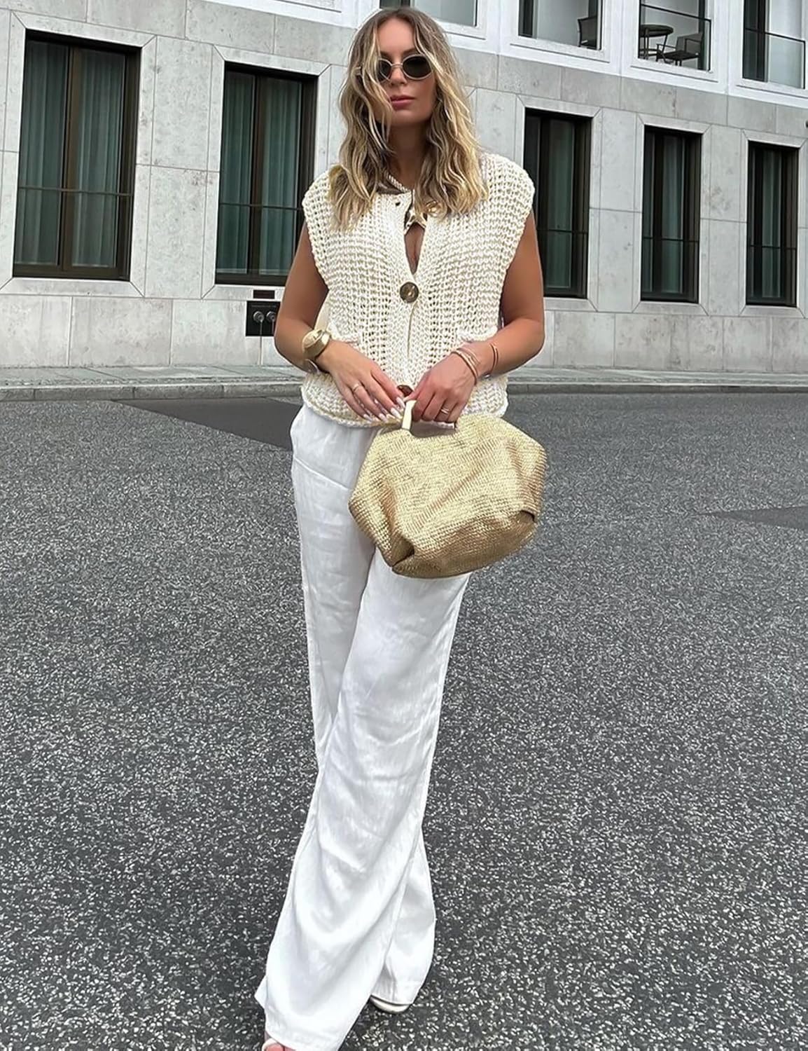 Wyeysyt Sweater Vest Women Sleeveless Crop Knit Cardigan Casual Button Down Cropped Knitted Sweater Vest with Pockets - Image 3