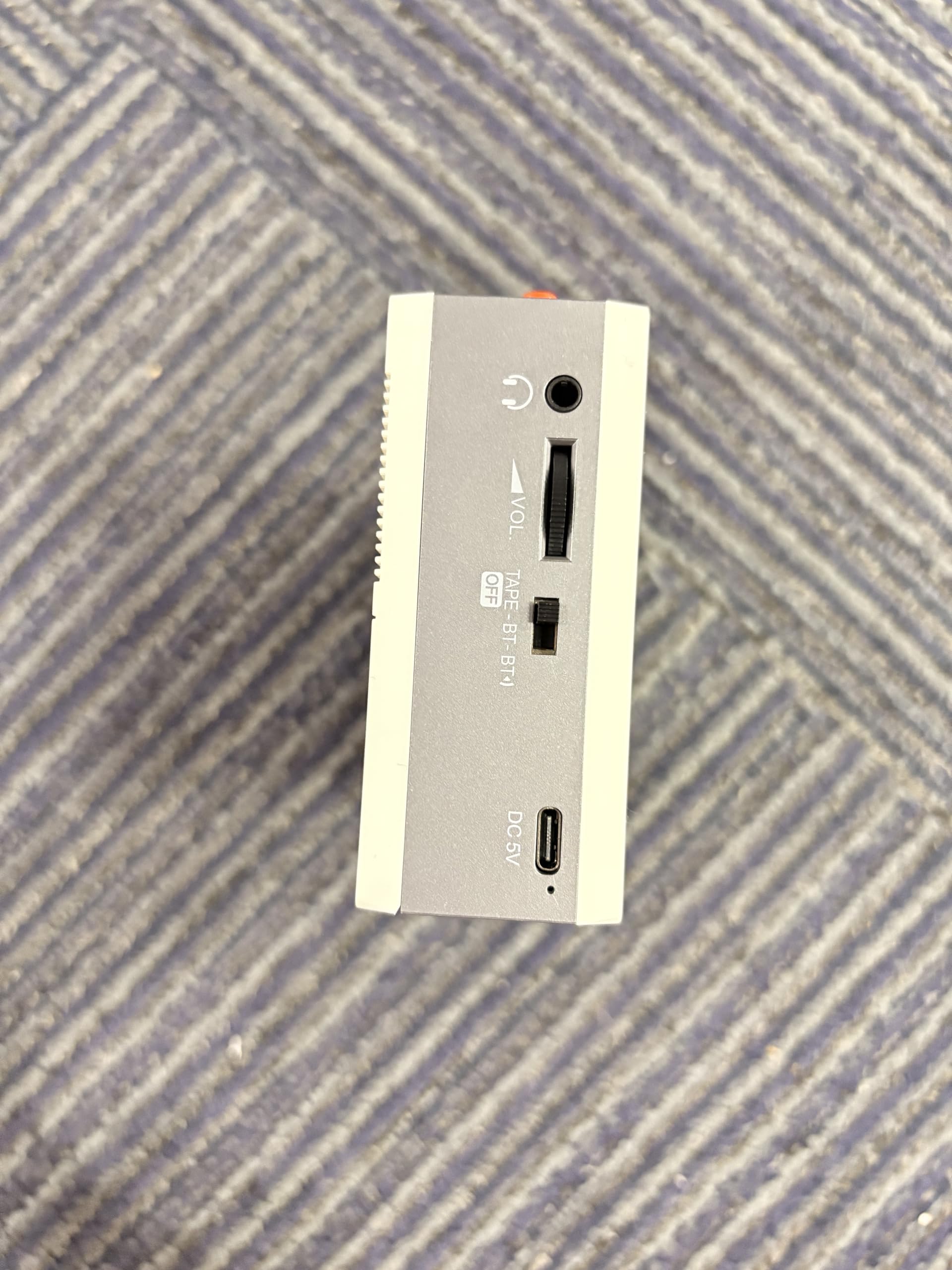 Tragbarer Kassetten-Player mit Bluetooth Sender & Empfänger, 2000mAh wiederaufladbar, Kassettenrekorder für Sprache & Bluetooth Musik, integrierter Lautsprecher, 3,5 mm Kopfhöreranschluss