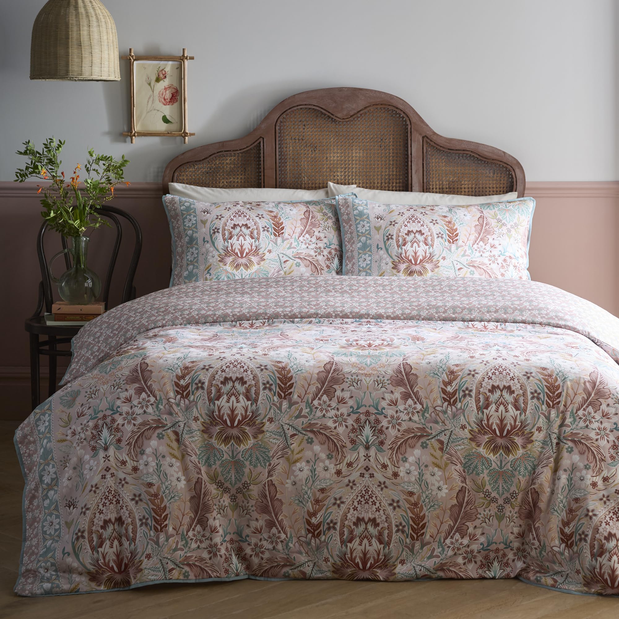 Appletree Floral Damask Duvet Cover Set Super King 260 x 220cm – 100% Cotton Bedding with Elegant Damask Floral Design, Includes 2 Pillowcases