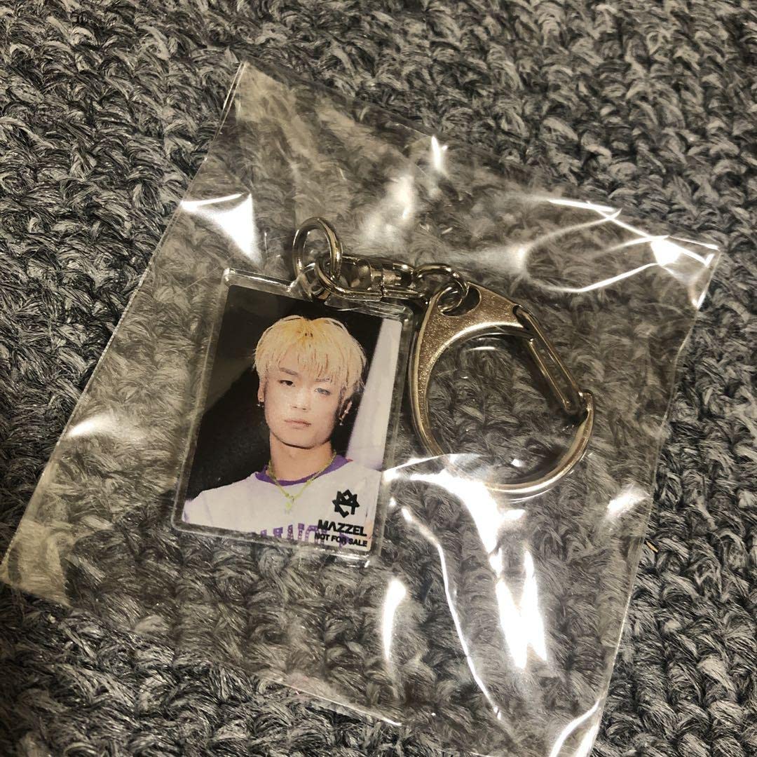 MAZZEL NAOYA KOSE キーチェーン ビジュアルシートまとめ売り MAZZEL NAOYA KOSEキーチェーン ビジュアルシートまとめ売り