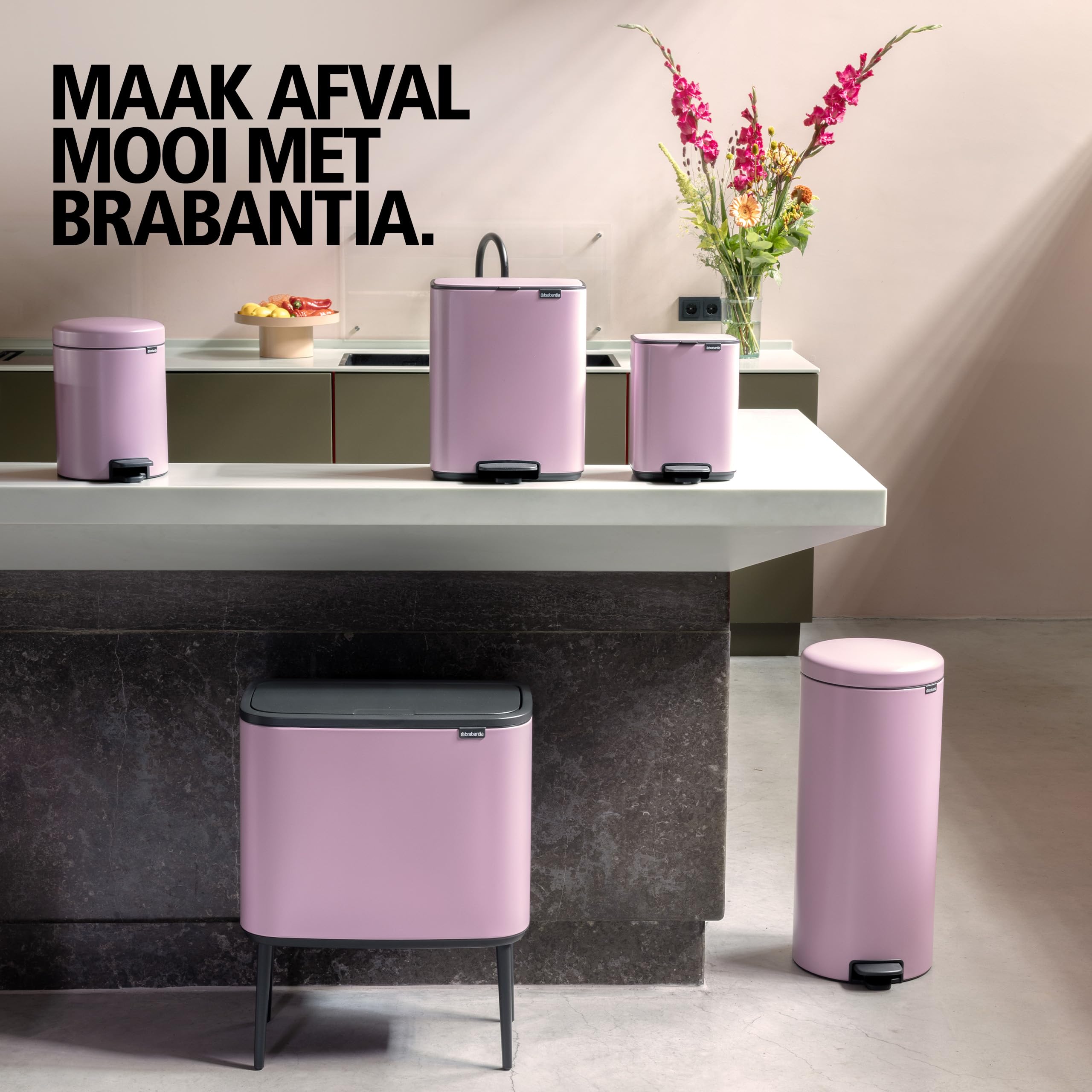 Brabantia Sort & Go Abfalleimer mit Deckel 40 L (Lilac Pink), platzsparender Pfandsammler mit Griff, abnehmbarer, feststellbarer Deckel, leicht zu reinigender großer Mülleimer ohne Ecken und Ränder