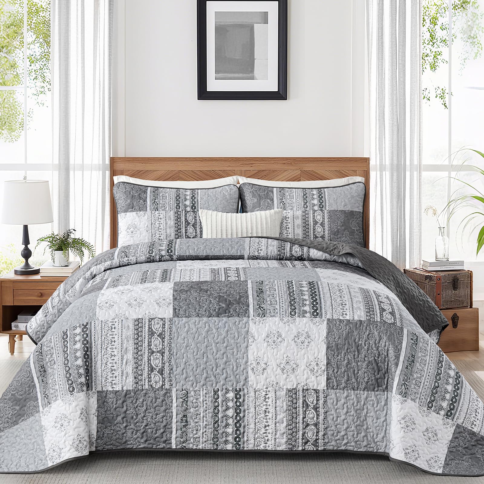 Dintszyayue Grey Quilt Set King Size Boho Patchwork Bedspread Coverlet 3 Pieces, Bohemian Floral Plaid Quilt Bedding Set Soft Microfiber Summer Bedding Bedspread Set, 110''x90''