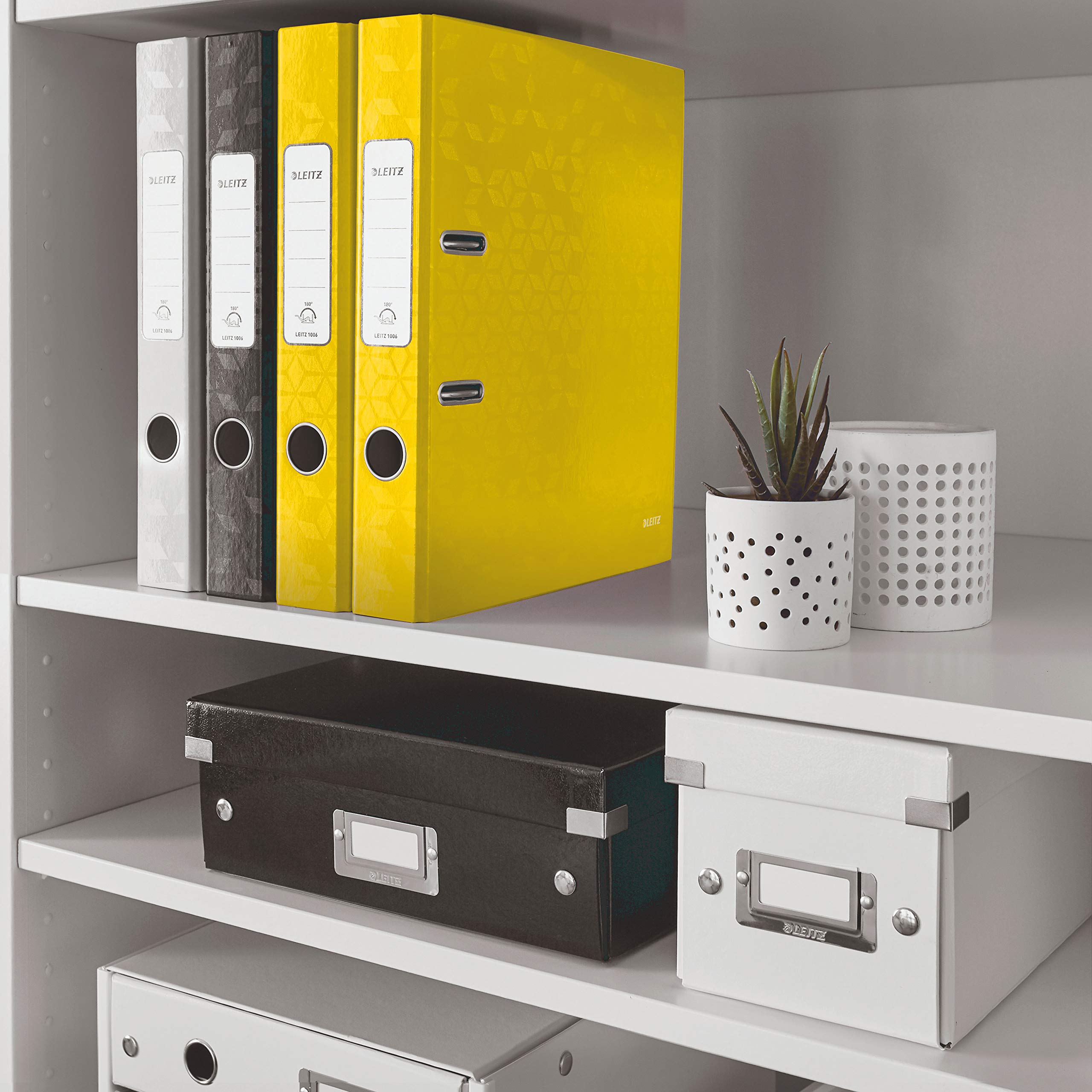 Leitz 10060016 - Raccoglitore di qualità, 180°, formato A4, sottile, larghezza dorso 5,2 cm, bordo grigio laminato, giallo, serie WOW