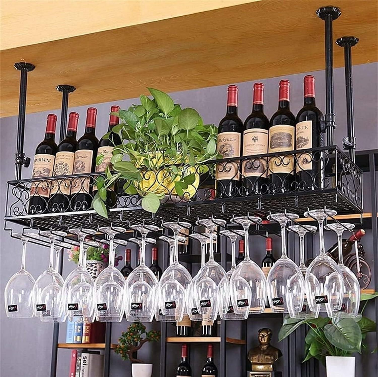 Casier à vin suspendu au plafond avec support à verres à vin en métal