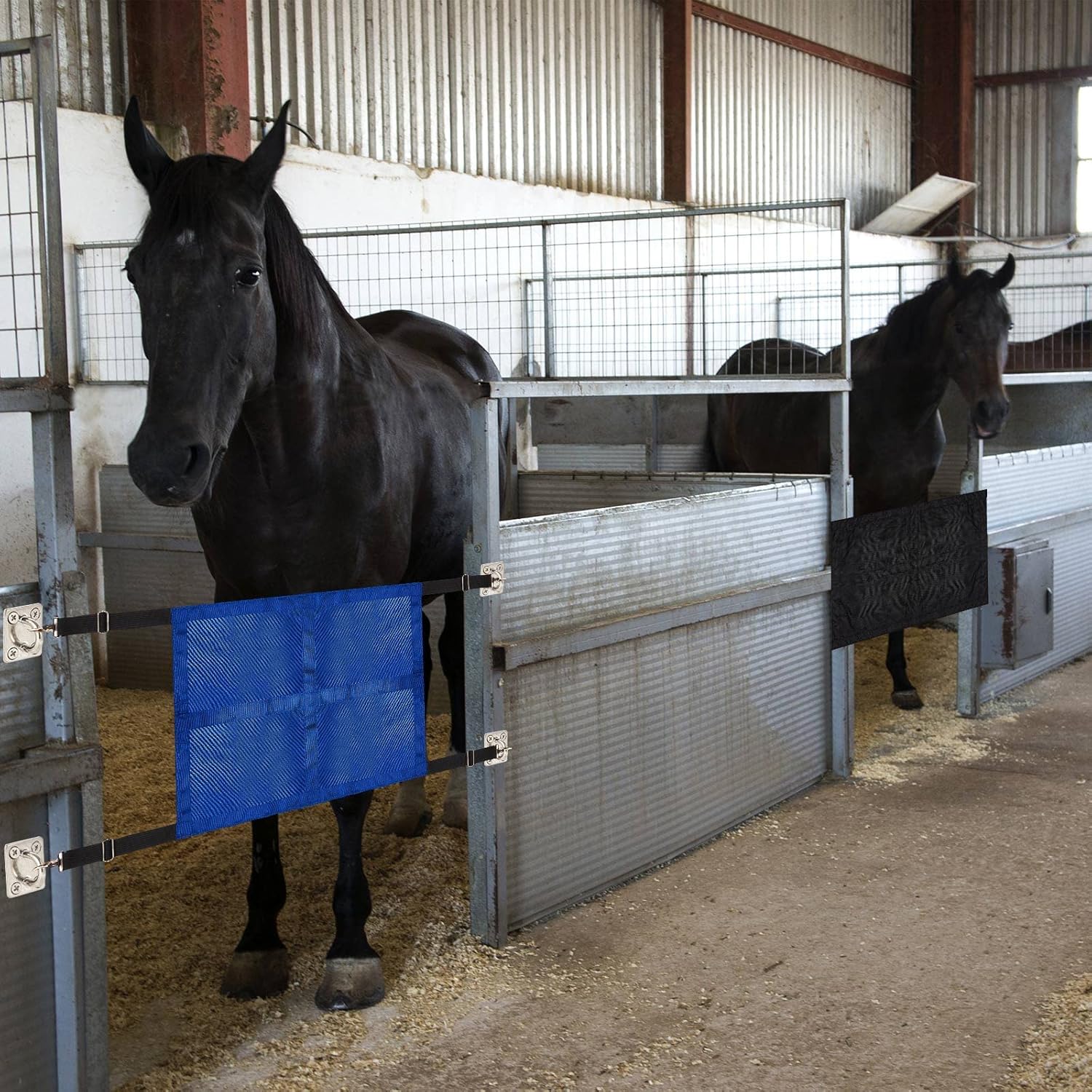 Dunzy 2 Pcs Horses Stall Guard with Adjustable Straps and Solid Spring Hooks Aisle Guard for Horses Large Horse Stall Accessories Horse Guard Horse Stable Supplies, 19.3 x 26.8 Inches : Pet Supplies