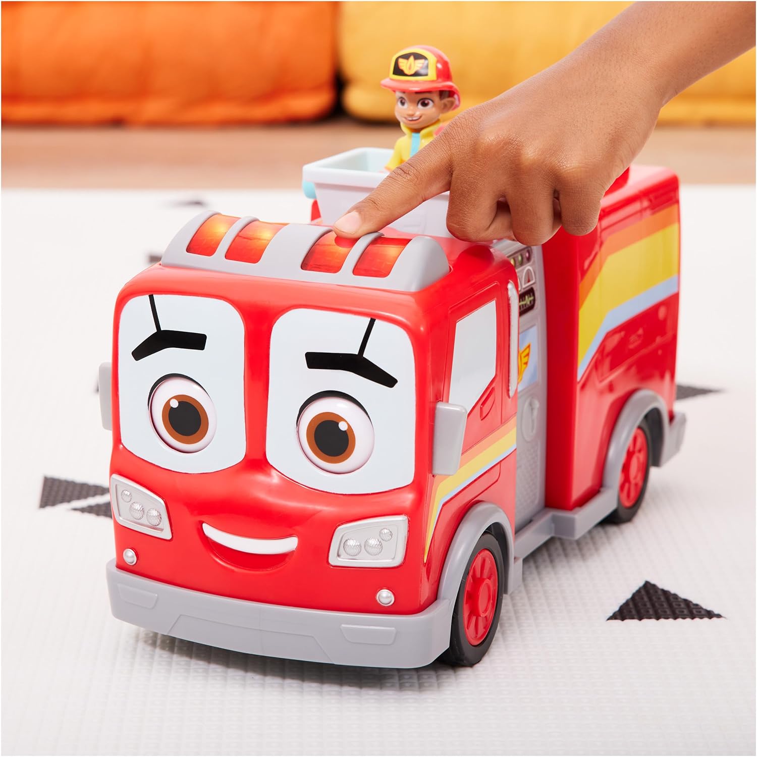 Disney Junior Firebuds, Bo & Flash Rescue Adventure Fire Truck with VROOMLINK, Lights, Sounds, Movements Kids Toys for Boys and Girls Ages 3+