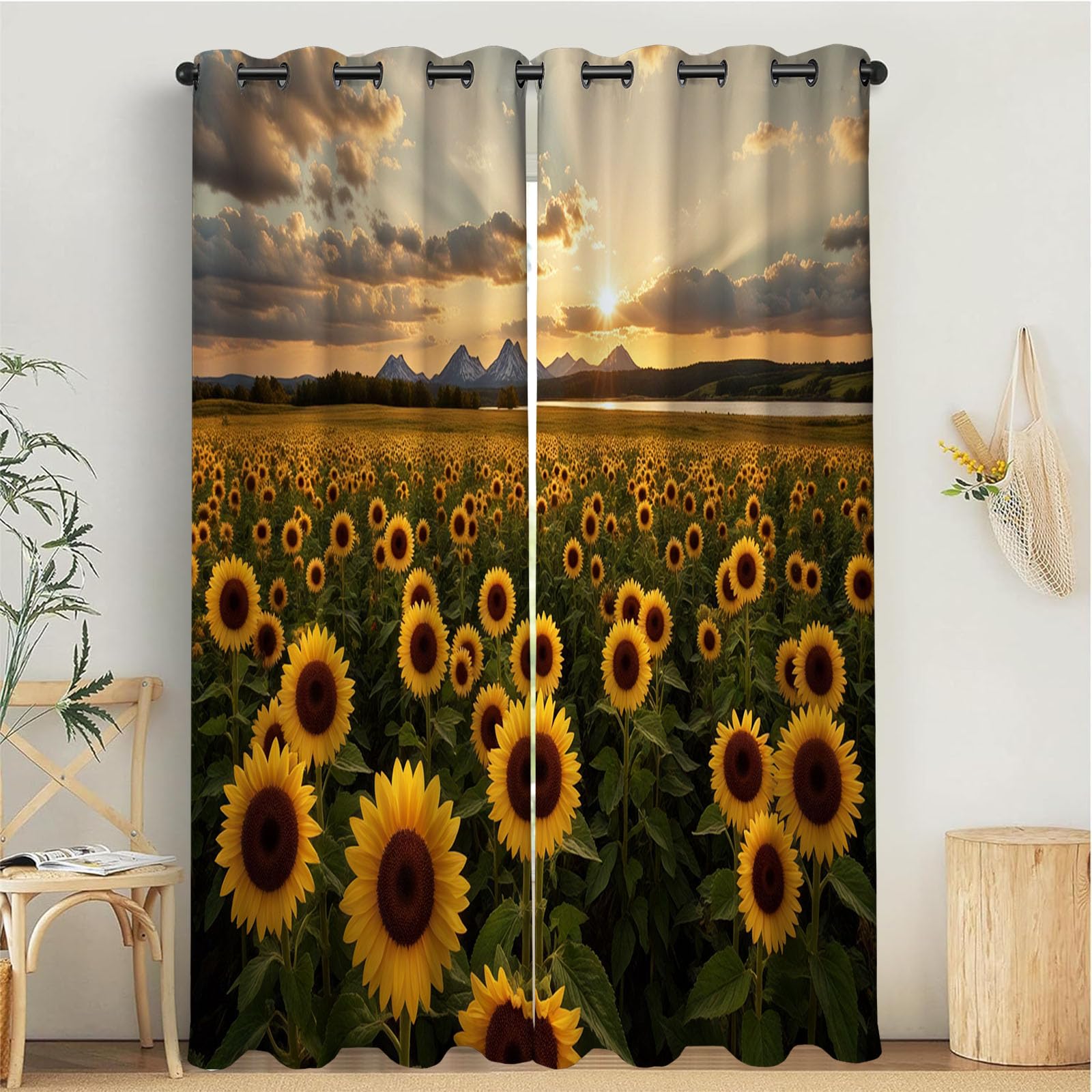 Rideau thermique motif soleil avec oeillets occultants chambre et salon