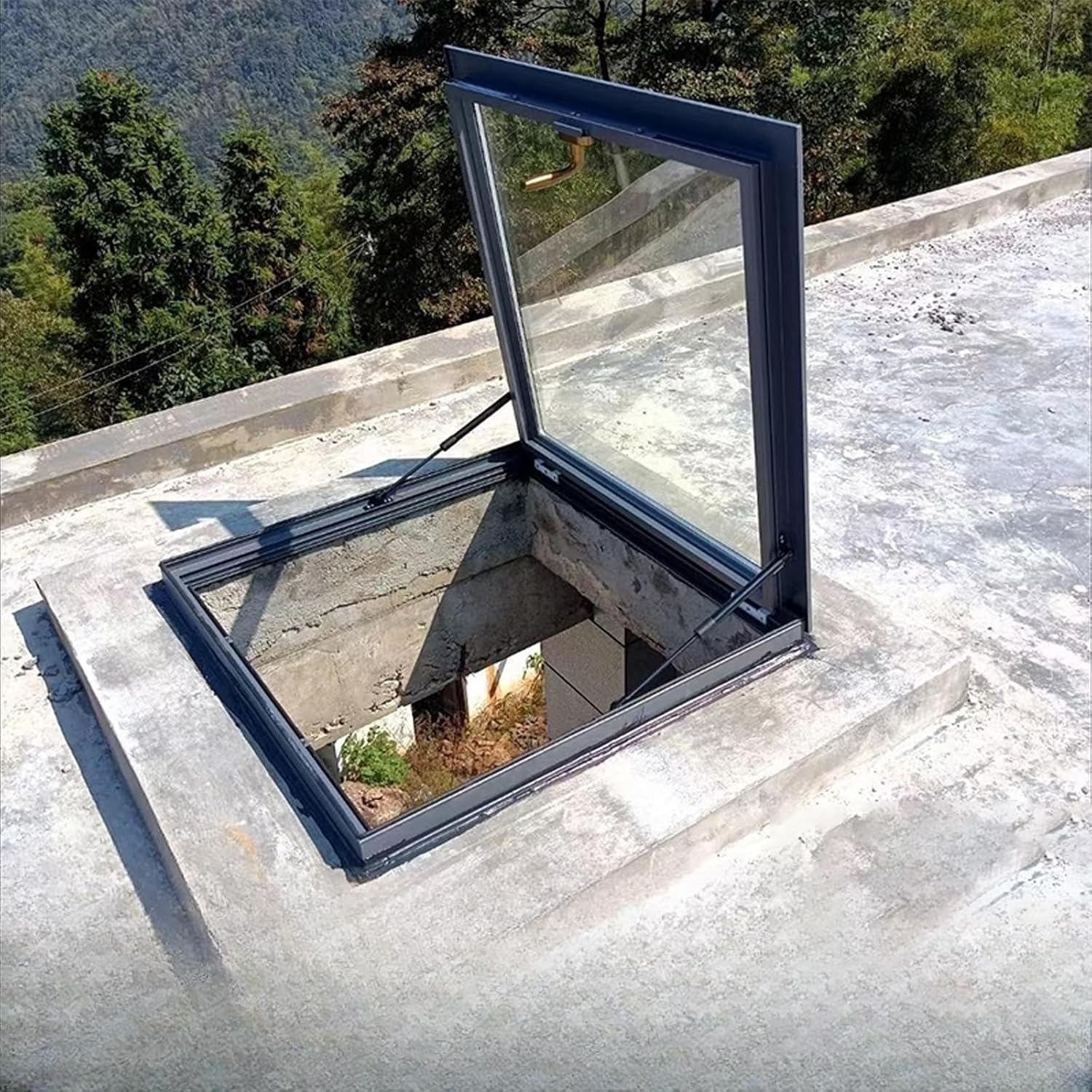 Fenêtres de ventilation de combles insonorisées et résistantes aux UV en alu