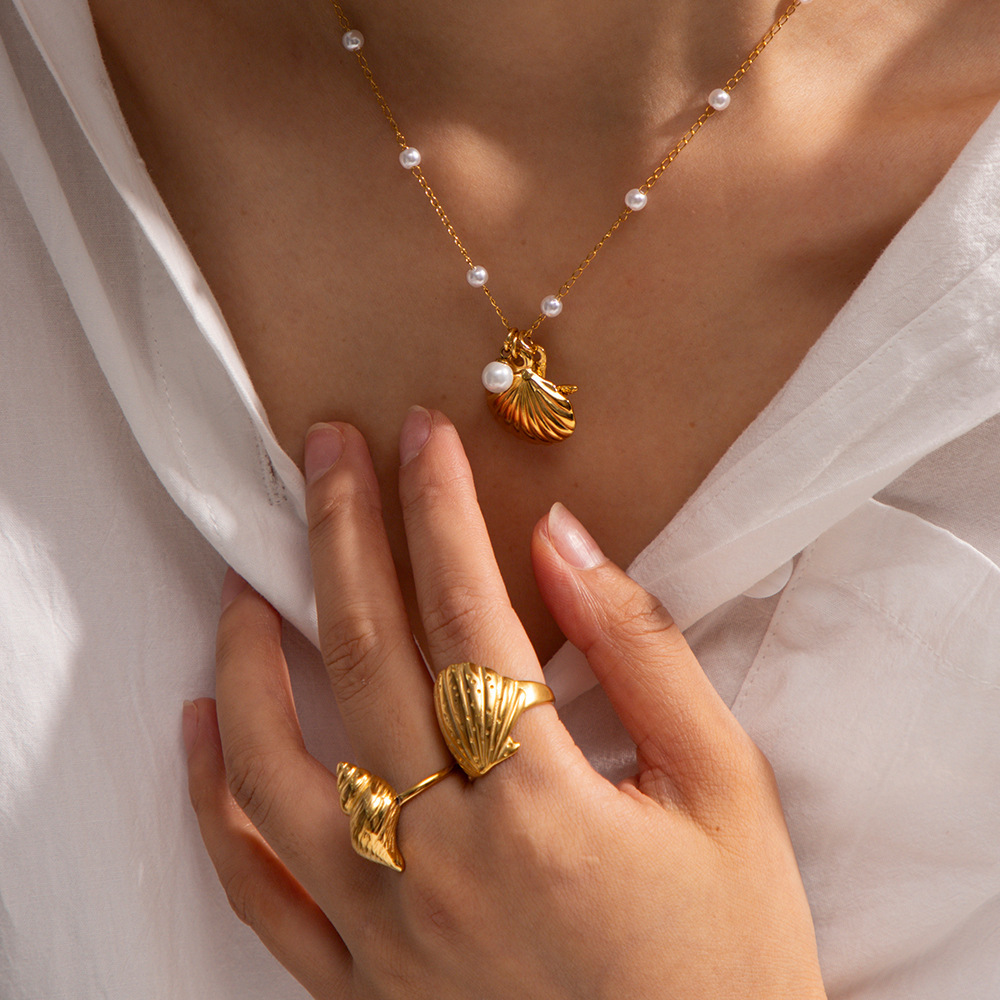Amazon.com: CANYEN® Shell Necklaces for Women, Starfish Pearl