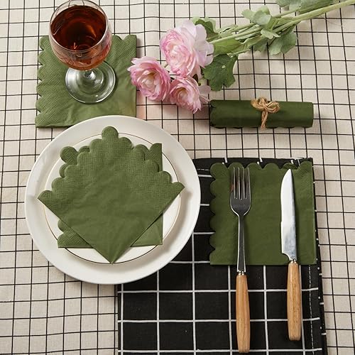 Miniatura 42 de Paquete de 100 servilletas de cóctel de 2 capas con bordes festoneados plegadas de 5 x 5 pulgadas, servilletas desechables para cena, boda, fiesta