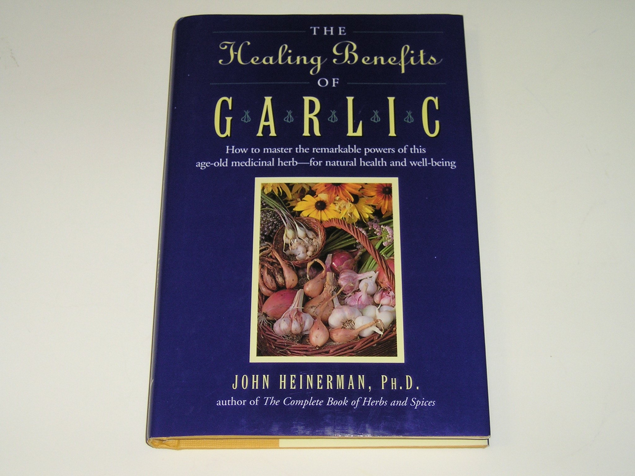 Buy Healing Benefits of Garlic — BookShops.in