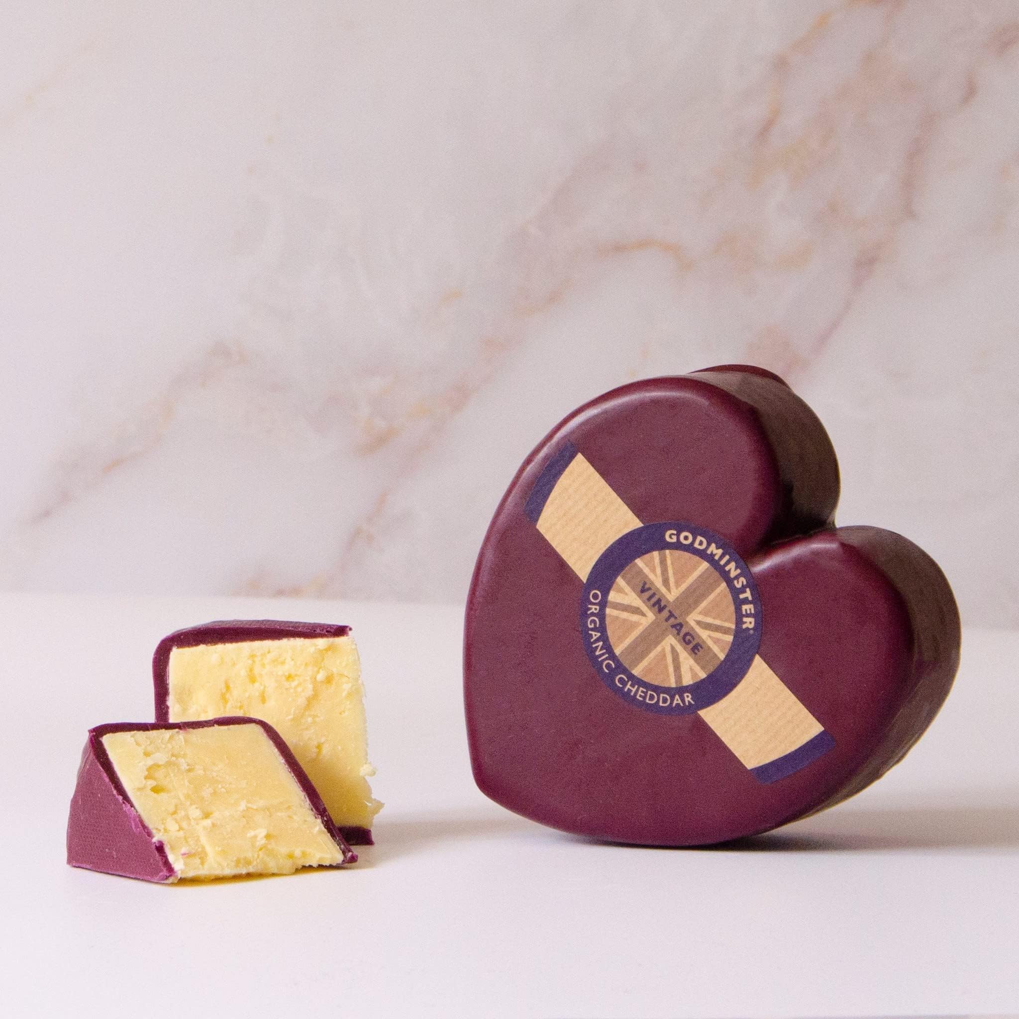 Godminster Organic Cheddar Heart 200g