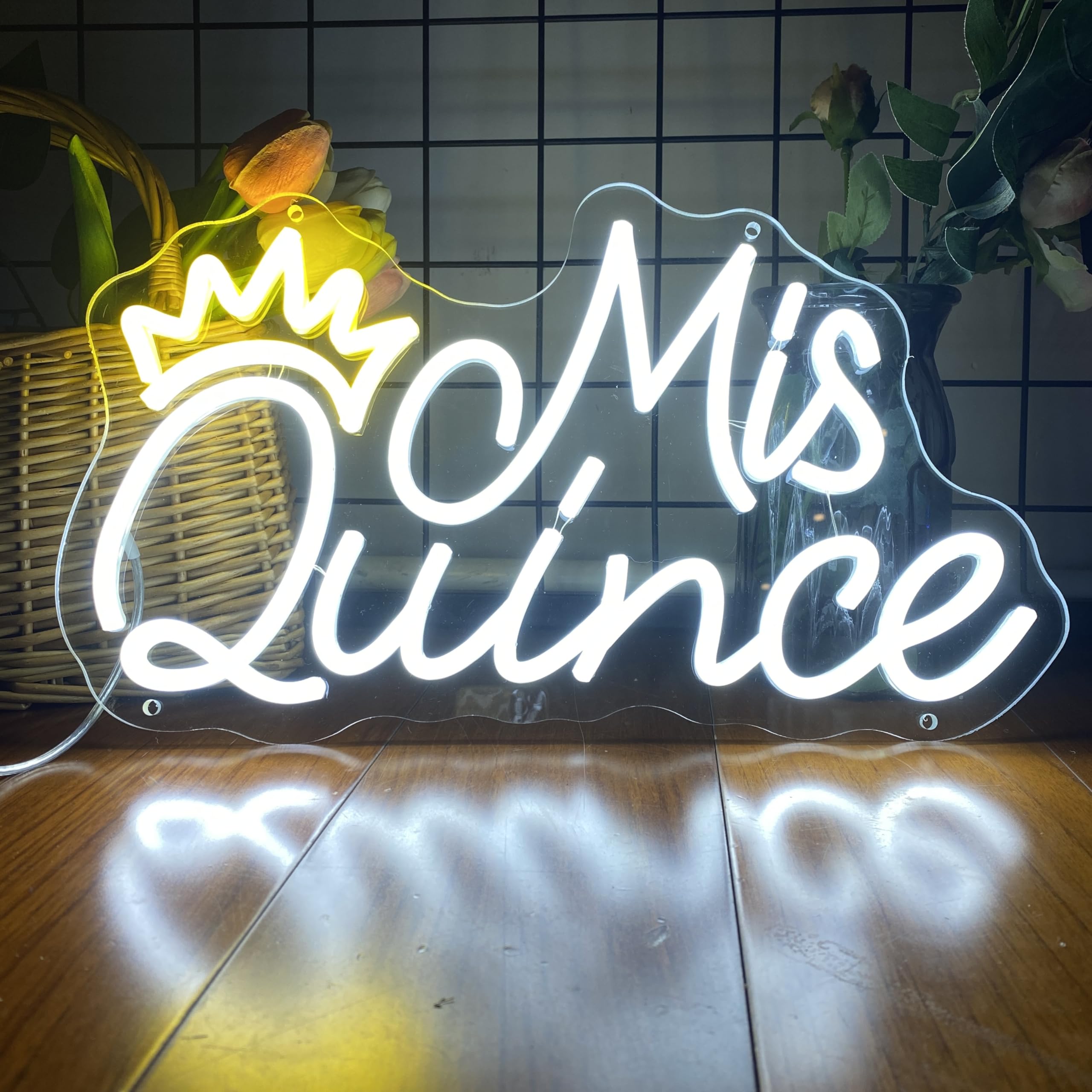 Mis Quince Neon Sign for Wall Decor Bedroom Aesthetic Birthday Party Gift Boyfriend Girlfriend Lover Women Men Room Bathroom Decoration USB Operated Warm White +Yellow Led Signs, 15.7 x 9.1 Inch
