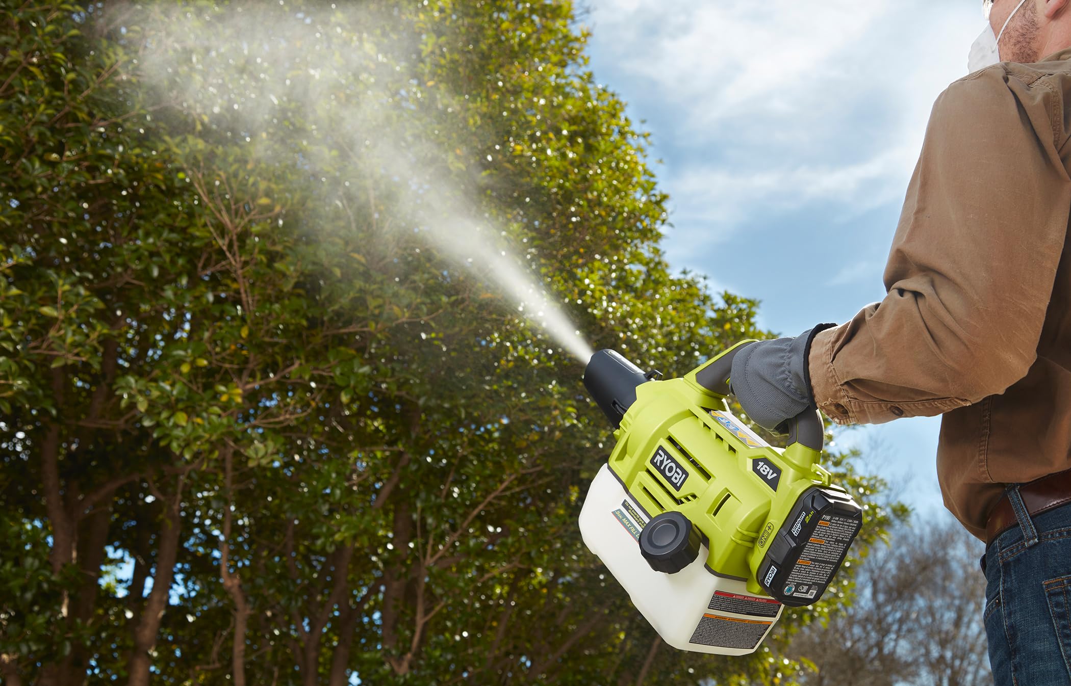 Ryobi Atomizzatore a Batteria 18V ONE+ con Batteria 2,0 Ah e Caricabatterie Rapido, Tanica 2L, Senza Pompaggio Manuale, Gittata fino a 4.5 m, per Superfici Difficili da Raggiungere, RY18FGA‑120