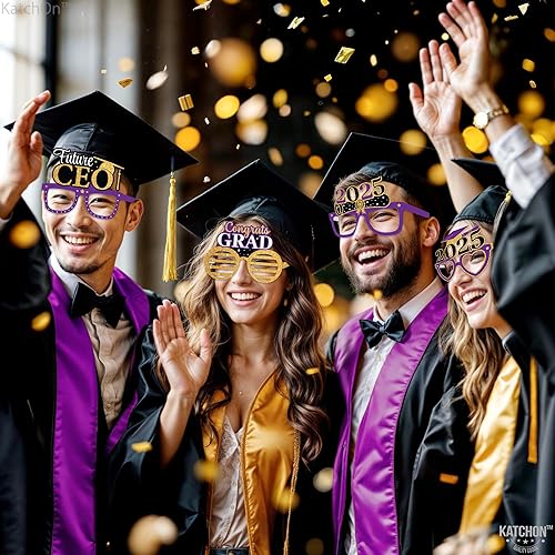 Vista 29 de KatchOn, Gafas de graduación rojas 2025 – Brillantina, paquete de 12 Accesorios para cabina de fotos de graduación 2025 para decoraciones de Grado